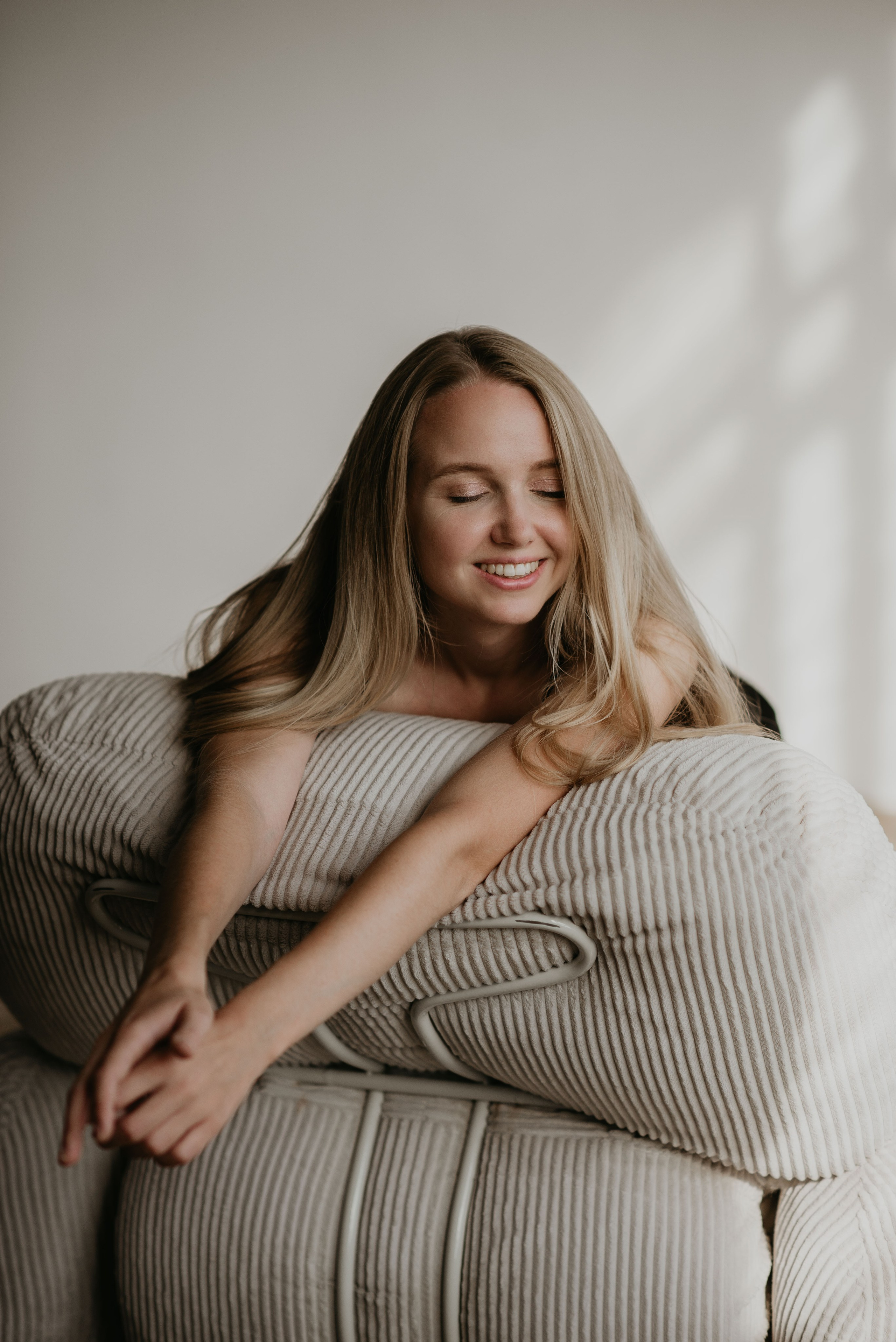 Женская фотосессия в студии. Семейный фотограф в Домодедово и Москве Елена Пичугина