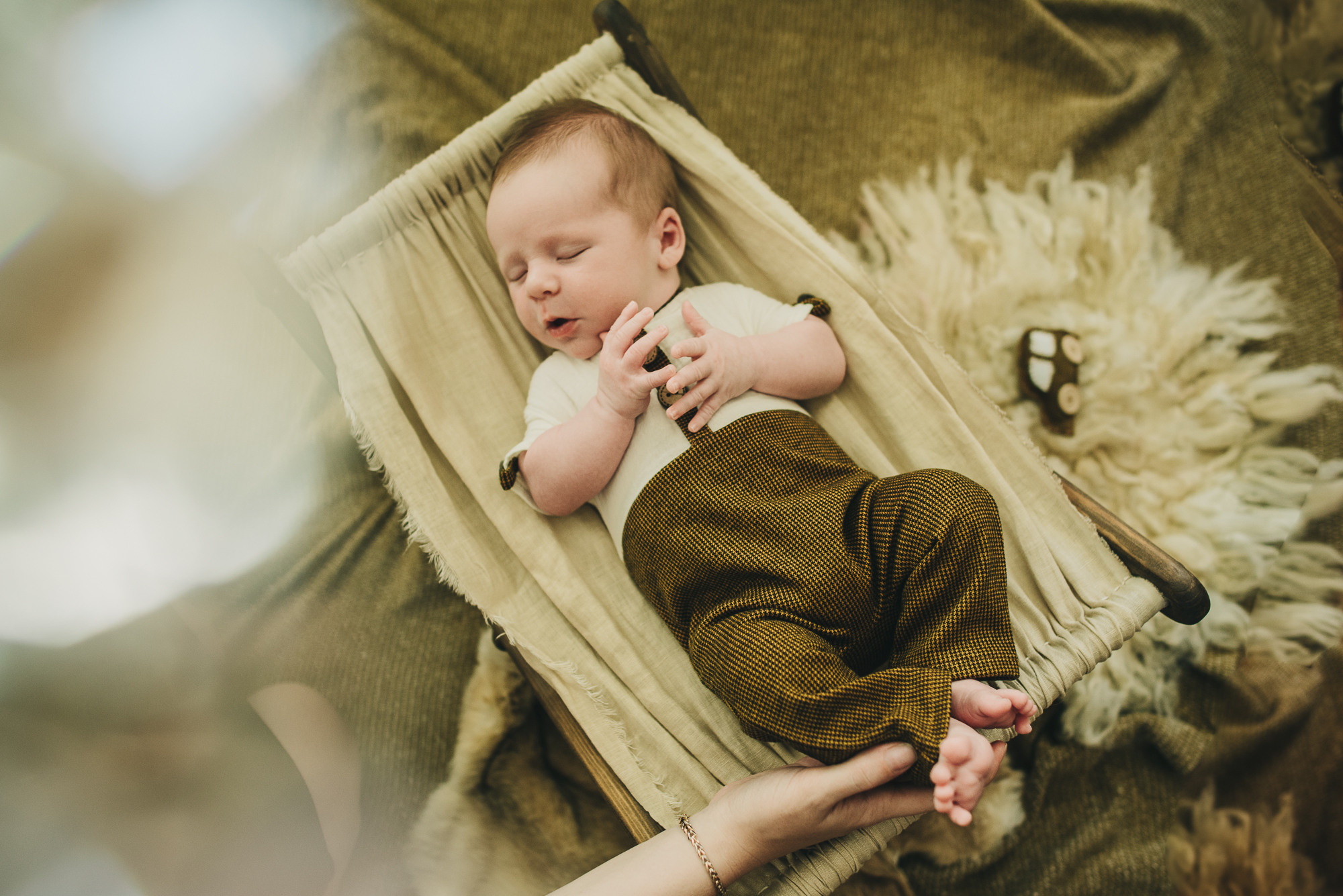 Лев. Фотограф в Москве новорожденные свадьбы семьи Дарья Ларионова