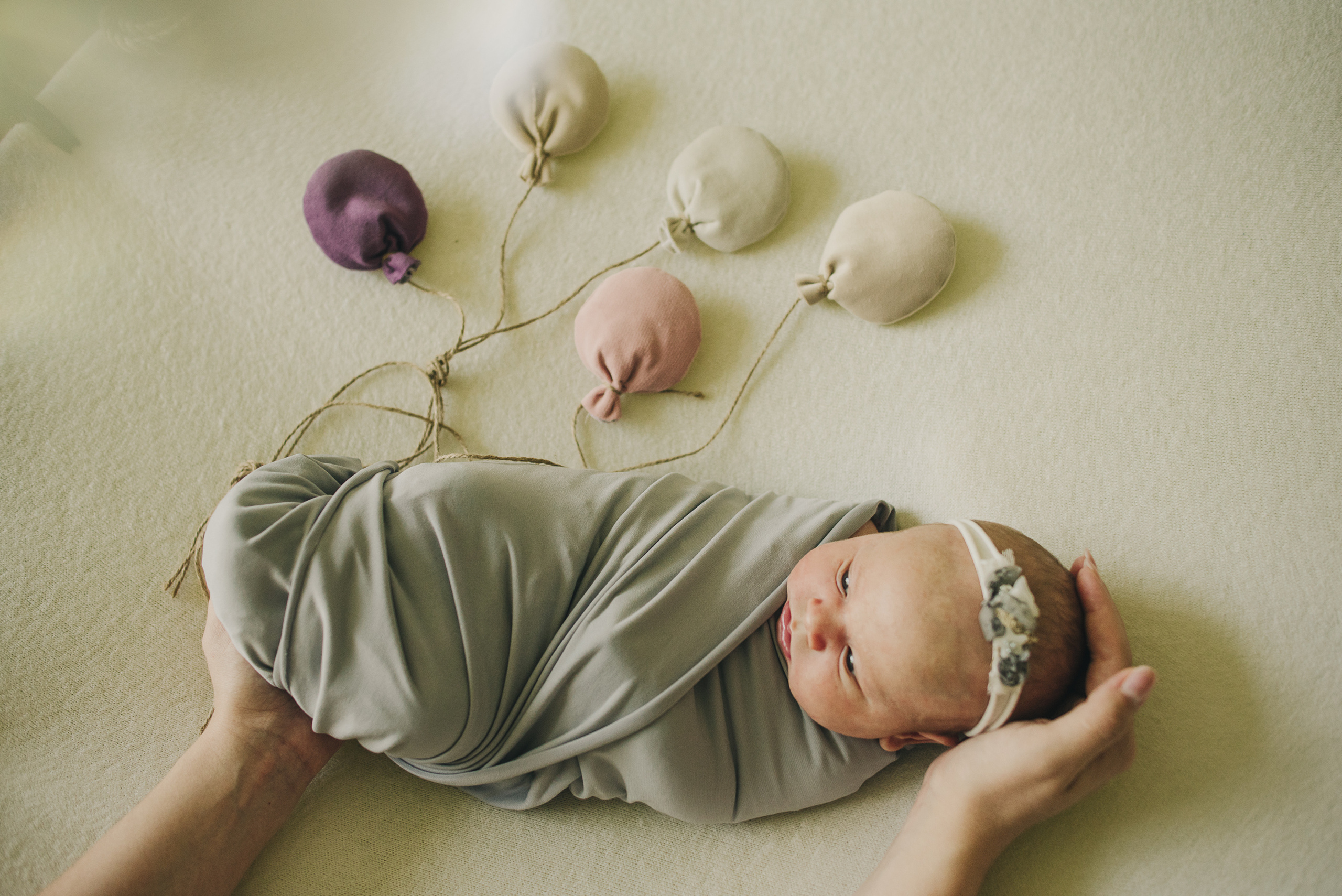 Съёмка девочки с улыбкой. Фотограф в Москве новорожденные свадьбы семьи Дарья Ларионова