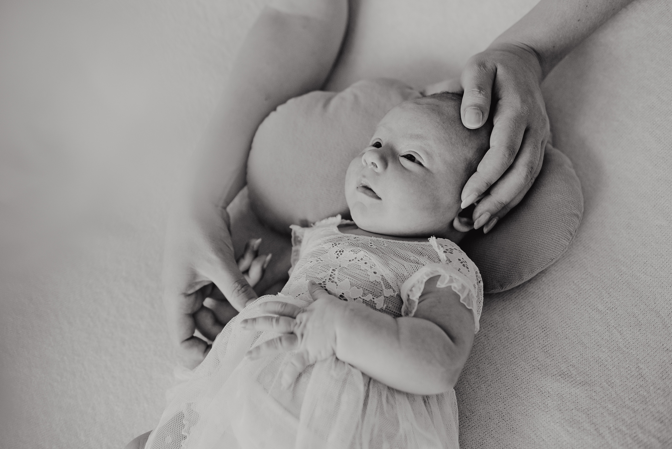 Съёмка девочки с улыбкой. Фотограф в Москве новорожденные свадьбы семьи Дарья Ларионова