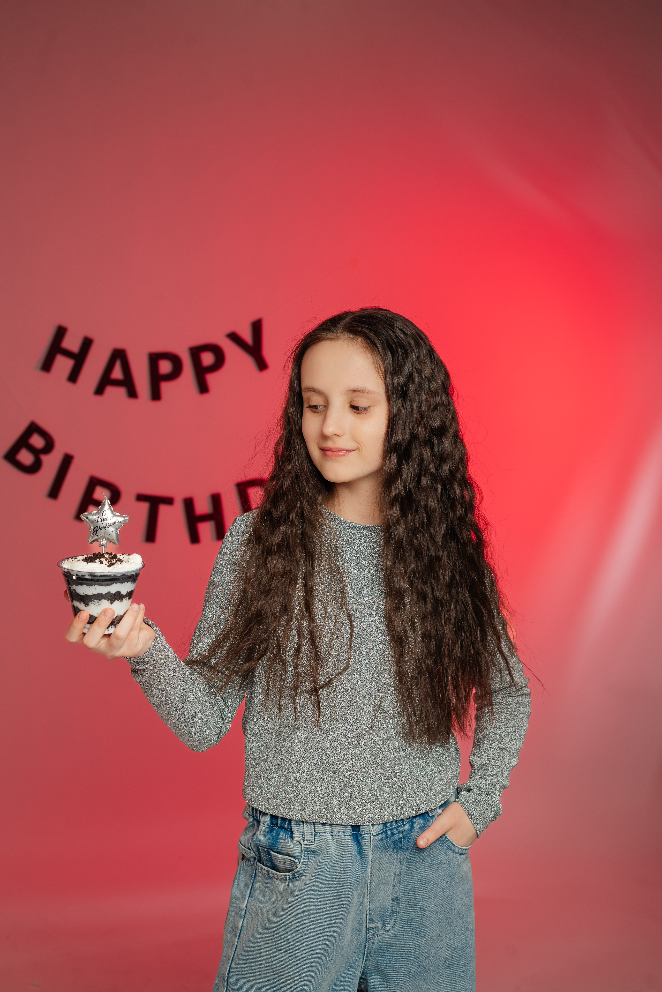 Классический минимализм на бумажном фоне. Свадебный, семейный и школьный фотограф в Бийске Ксения Мамаева