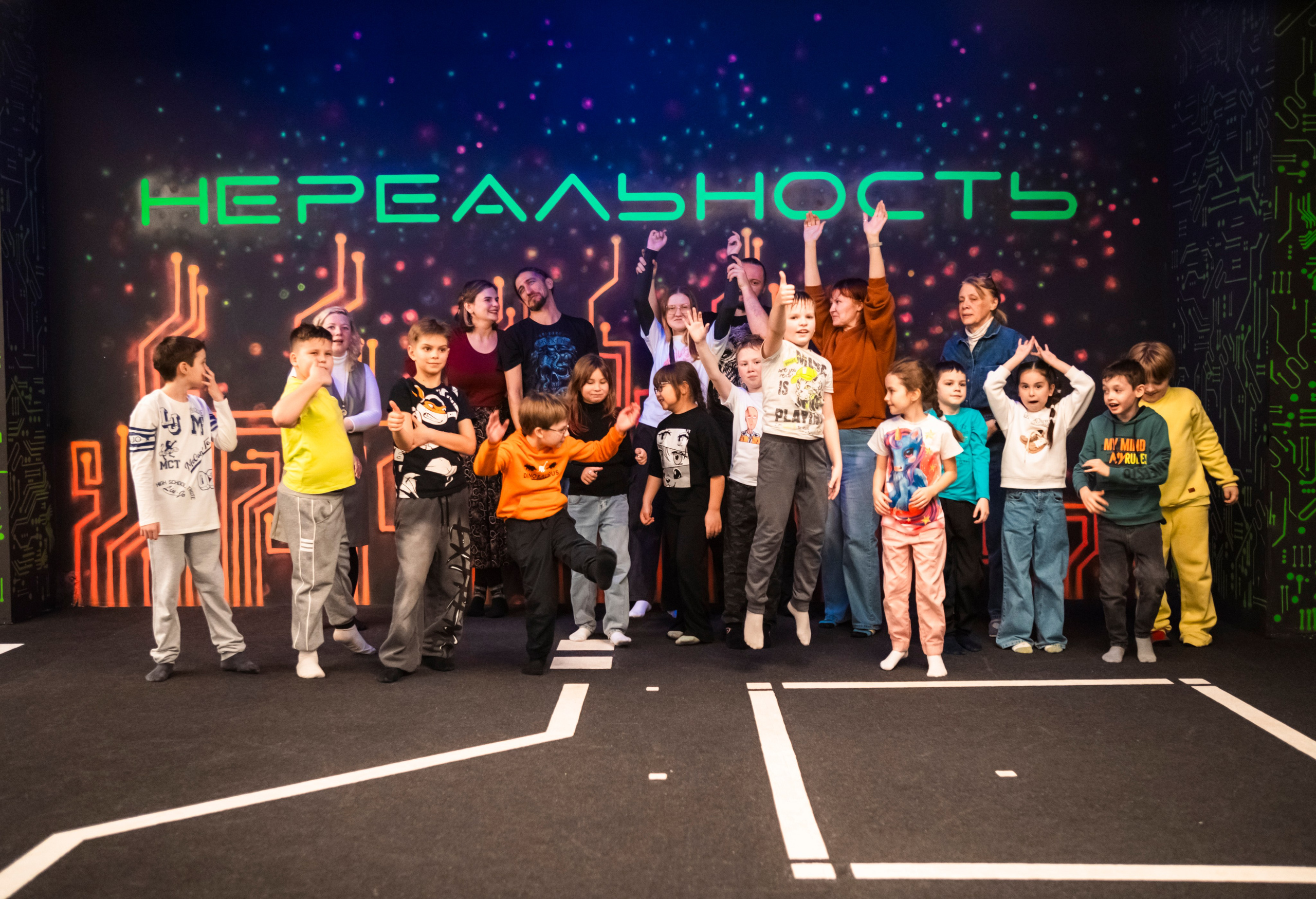 VR (November-December 2024). Felixtones