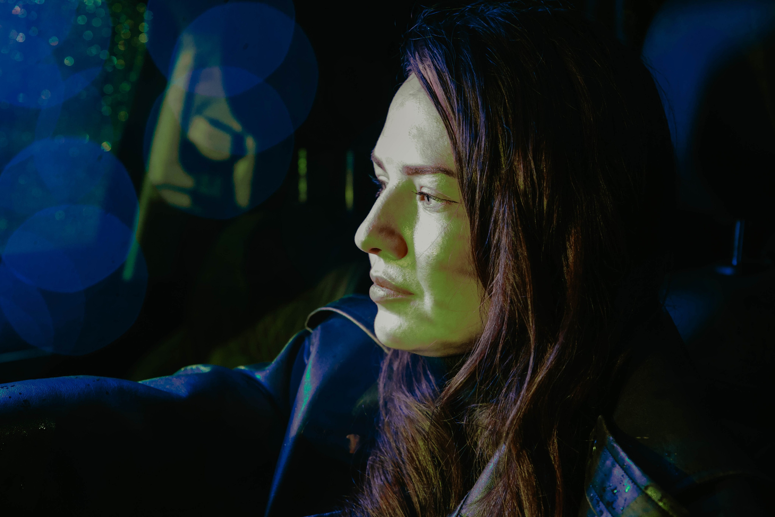 На заправке. Настя и Милана. Фотограф в Москве и любой точке земного шара Алёна Вялова (Чулкова)