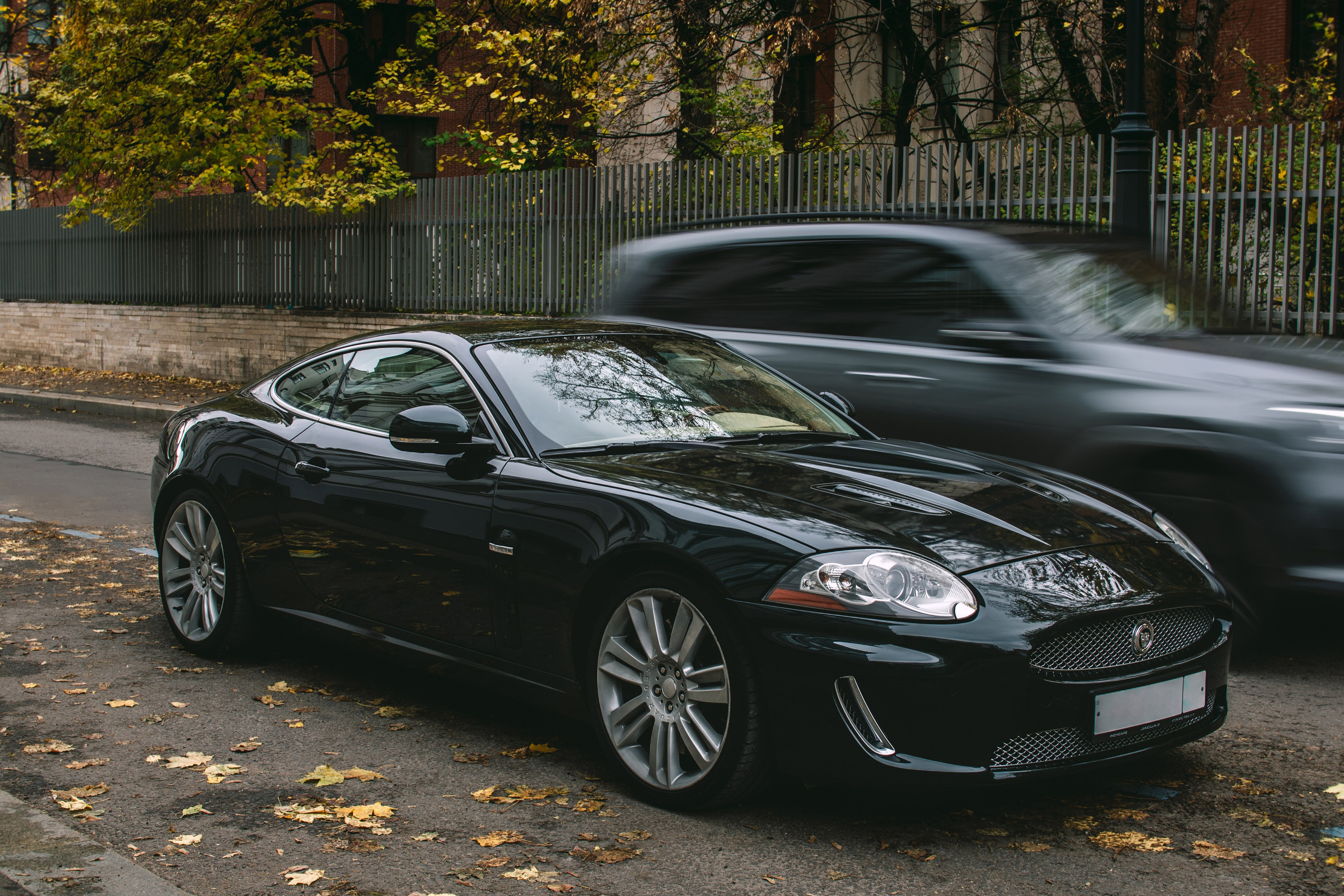 Jaguar XKR в Москве. Жуков Илья  свадебный фотограф в Москве