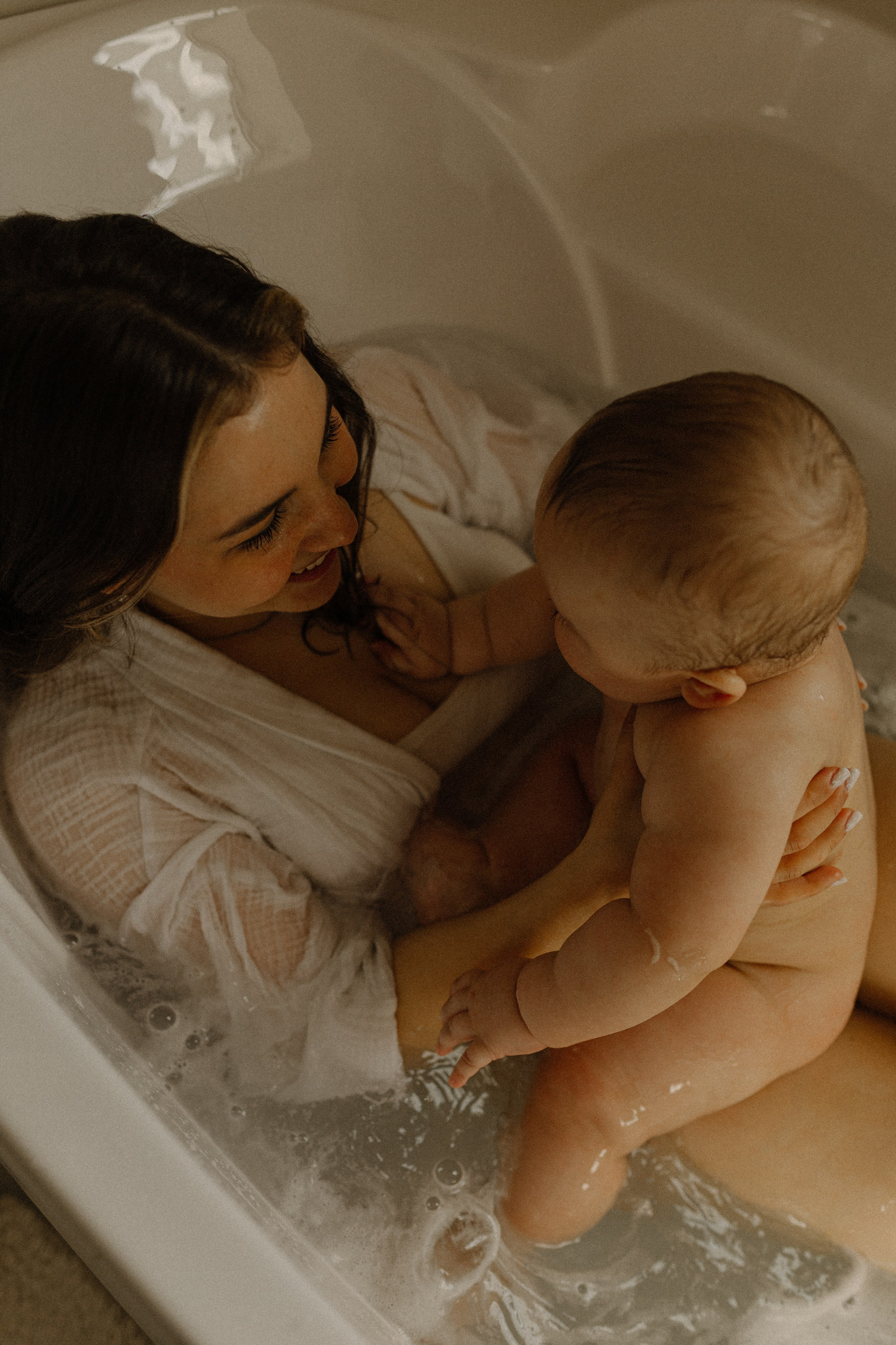 Яна и Тимофей. Домашняя съёмка. Семейный фотограф Тихвин, Санкт-Петербург и ЛО