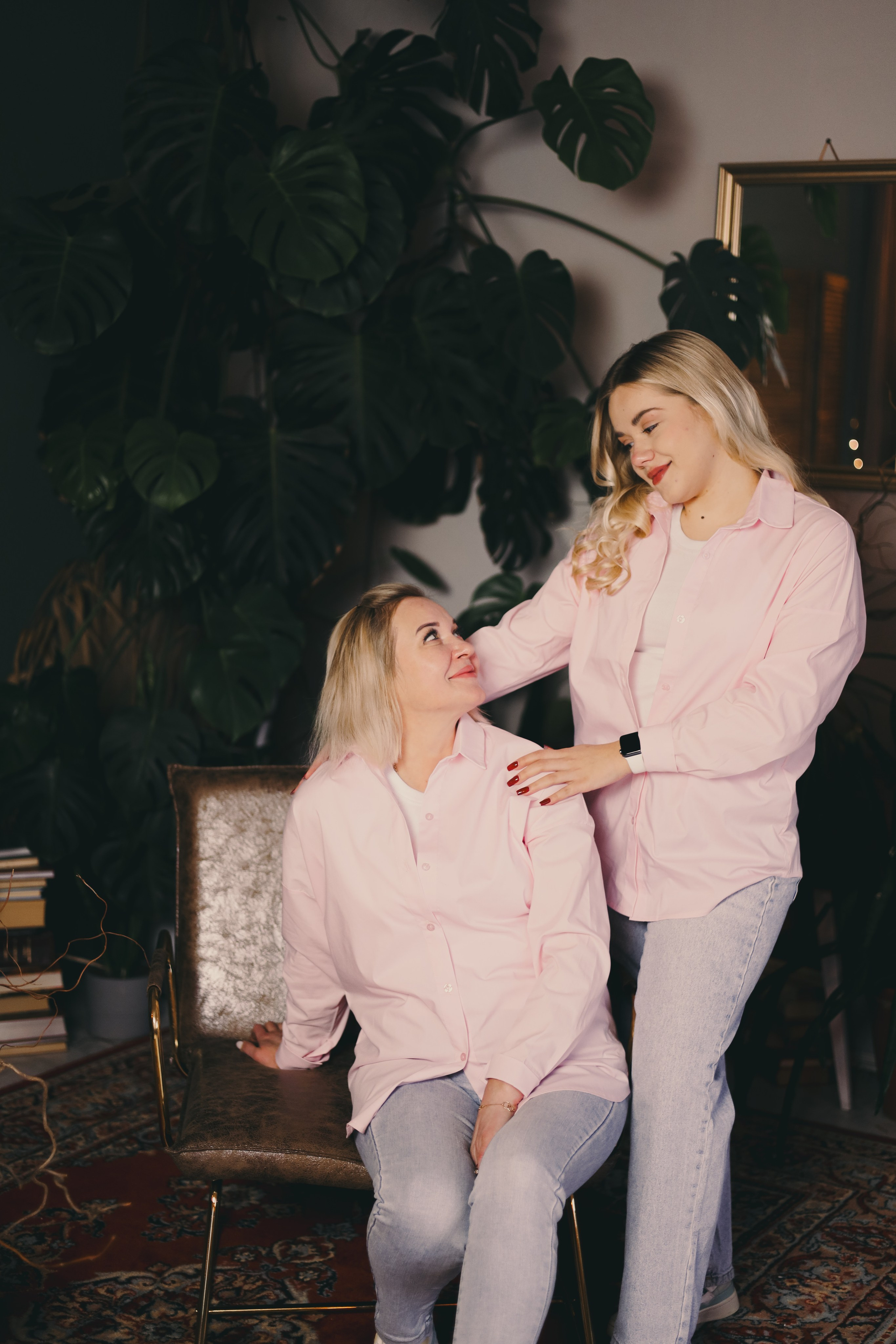 Саша и ее мама. Фотограф Мария Лаенко