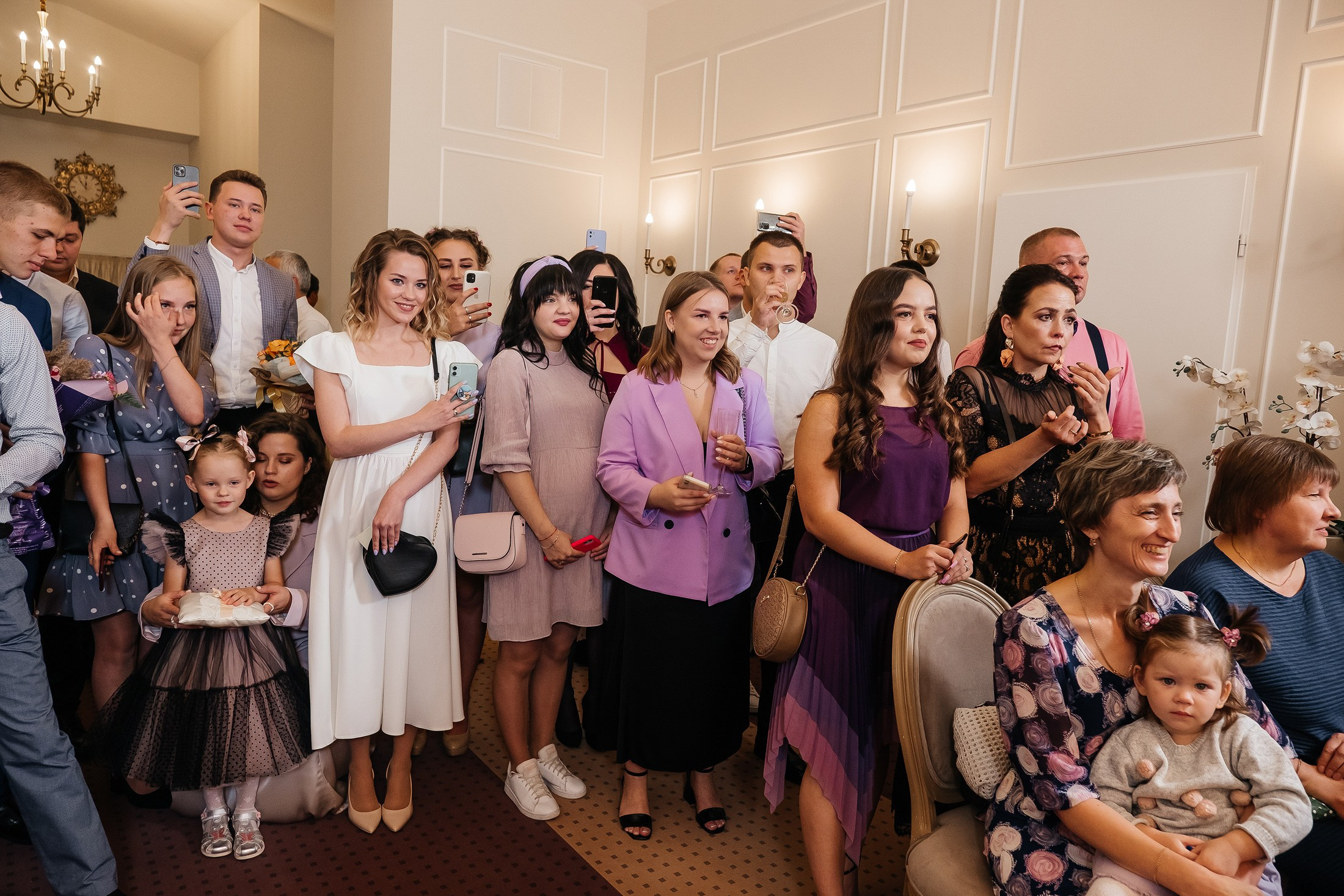 Свадебный фотограф — стильная и эмоциональная съемка вашего дня | Анна Кораблик. Свадебный фотограф в Екатеринбурге — заказ профессиональной фотосесии, все виды фотосъемки