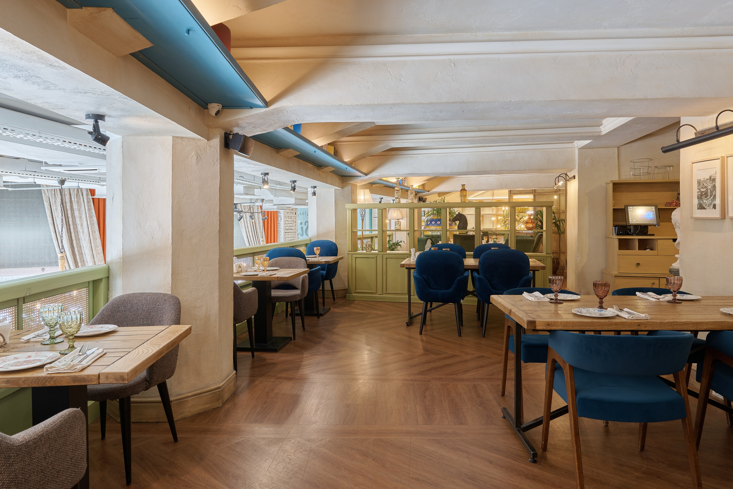 Si! (Екатеринбург). Абросимов Лев интерьерный и архитектурный фотограф