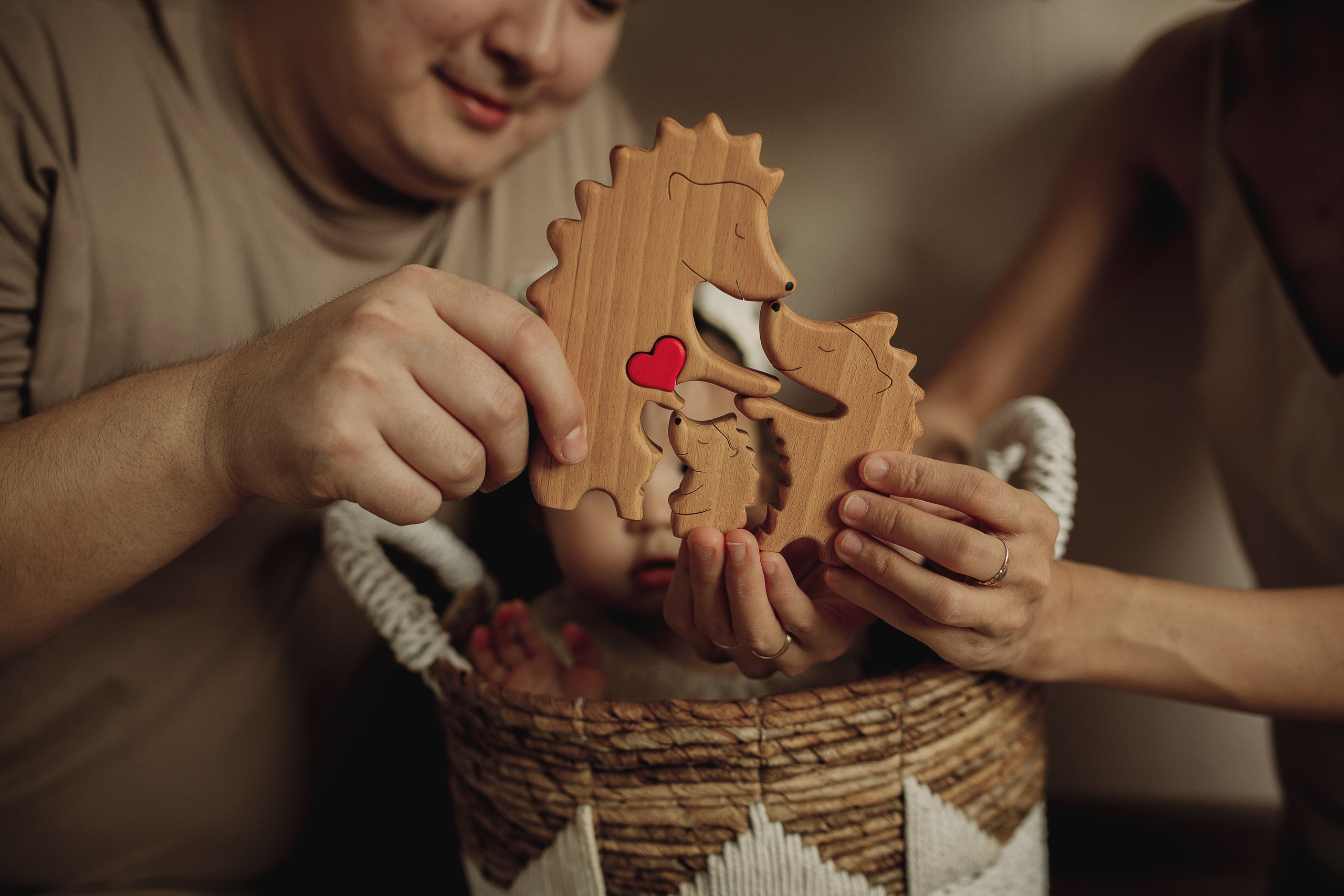 Семейные объятия в родных стенах. Семейный и свадебный фотограф в Саратове Катерина Оленская