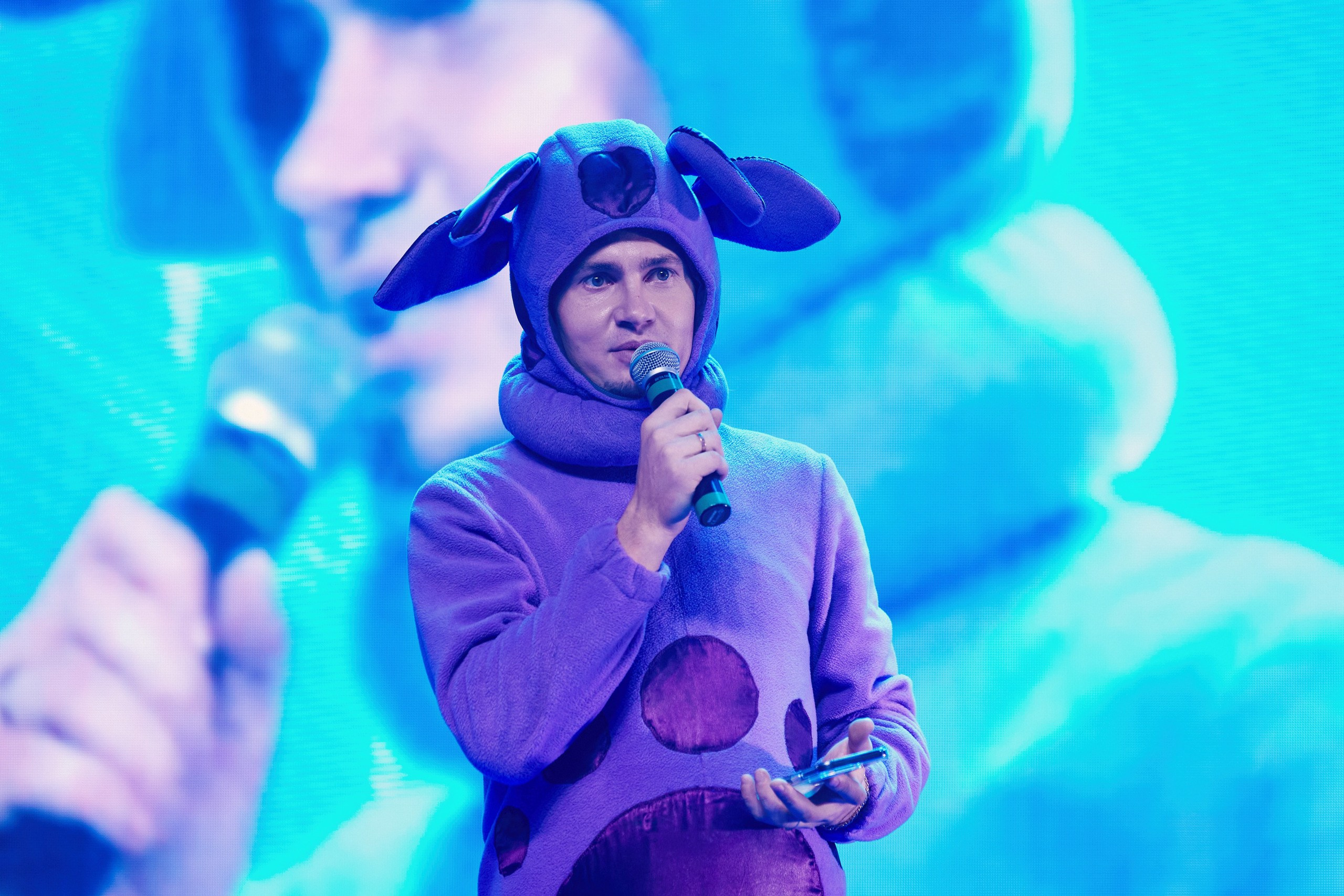 Космический новый год / K-Holding. Другой взгляд на фотографию