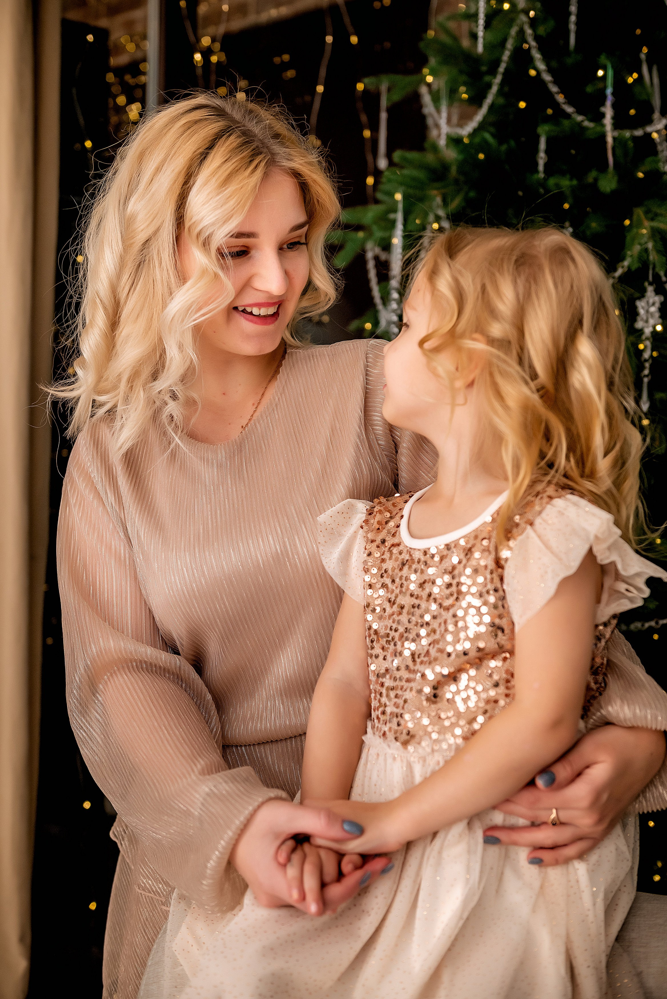 Портфолио фотографа: Новогодние фотосессии — Идеи, примеры и вдохновение для ваших праздничных кадров