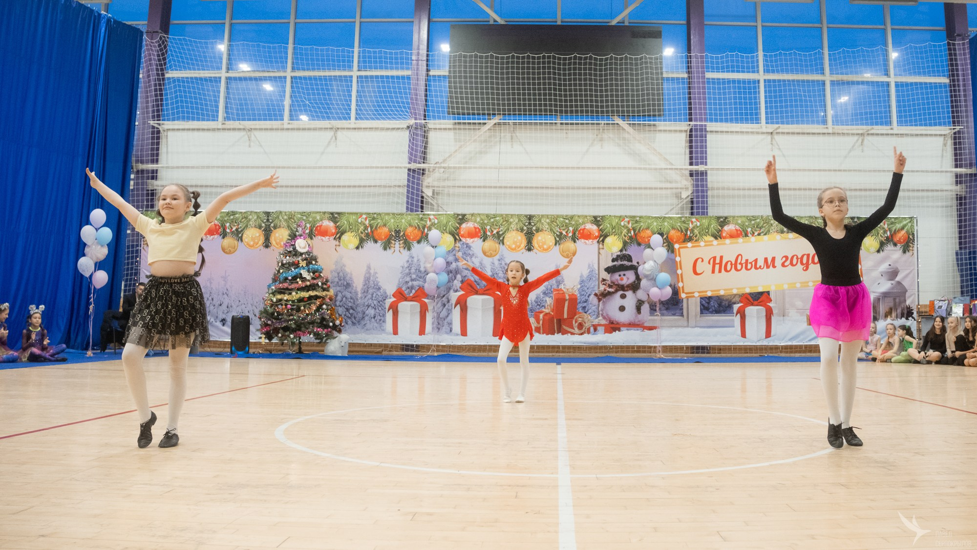 Новогодний фестиваль отделения спортивной школы Триумф и клуба Стимул. Репортажный фотограф в Казани Павел Серпокрылов