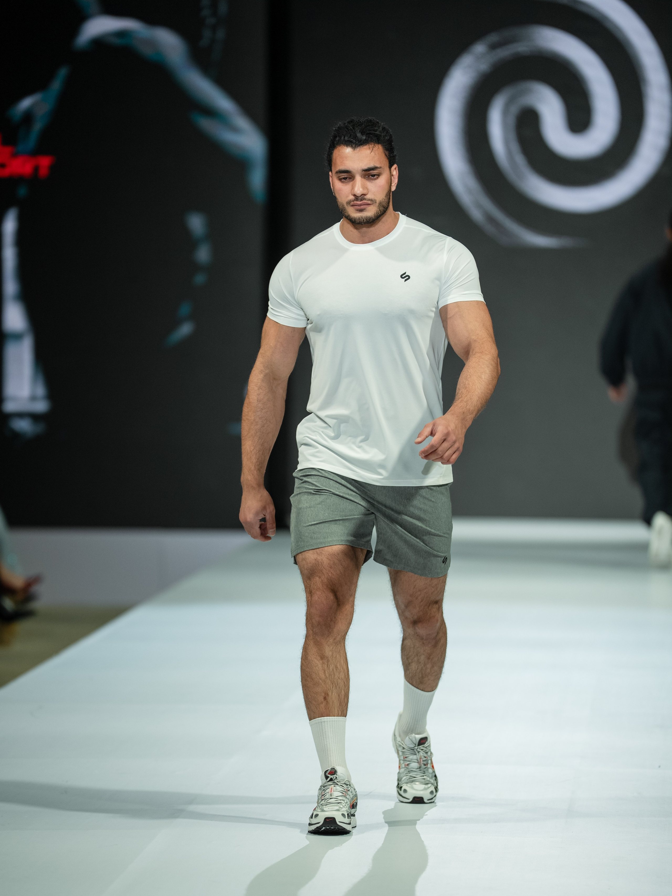 EURASIAN FASHION WEEK Husl Sport. Сайт Алматинского НЮ АРТ, будуар и фэшн фотографа Дениса Карпенко