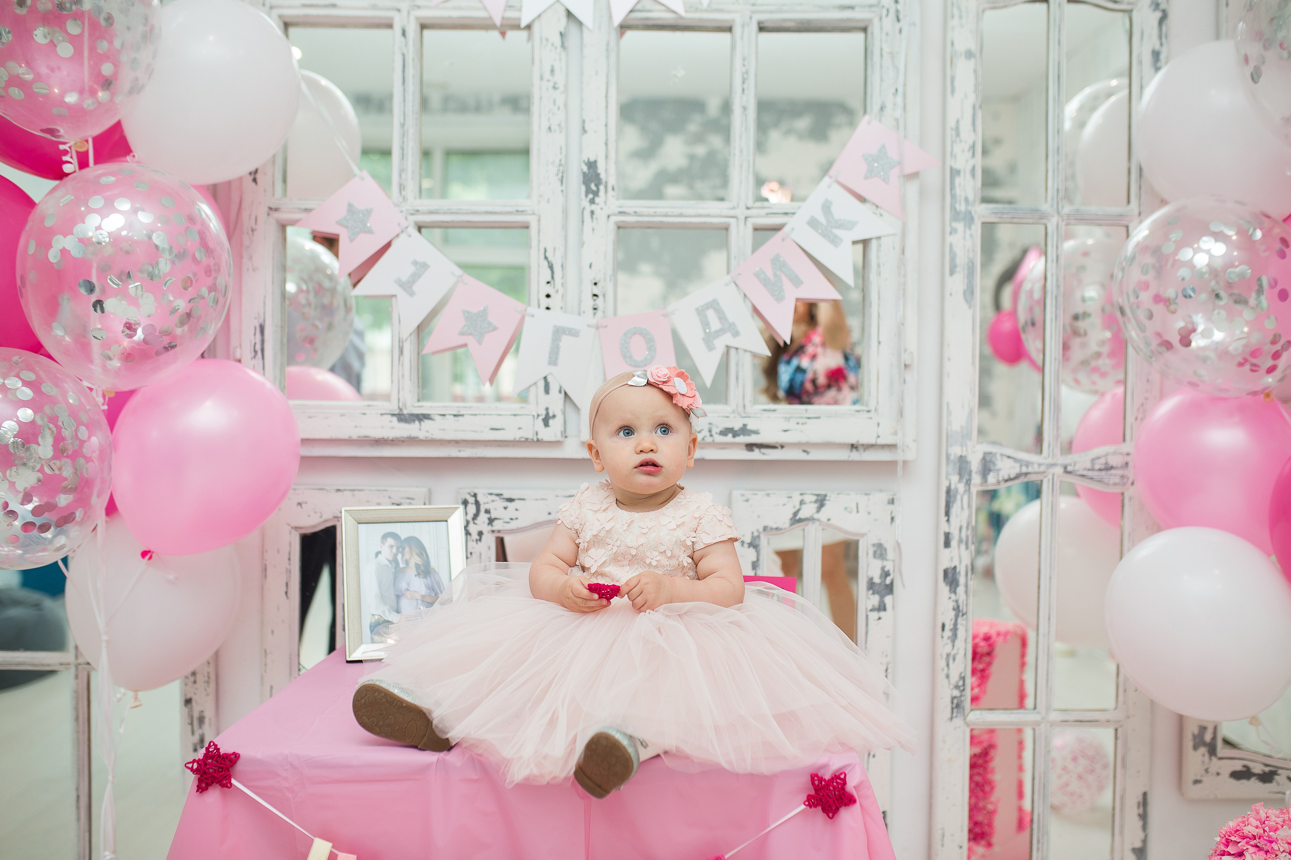 Годик Полине. Фотограф на Крещение, семейный фотограф в Москве