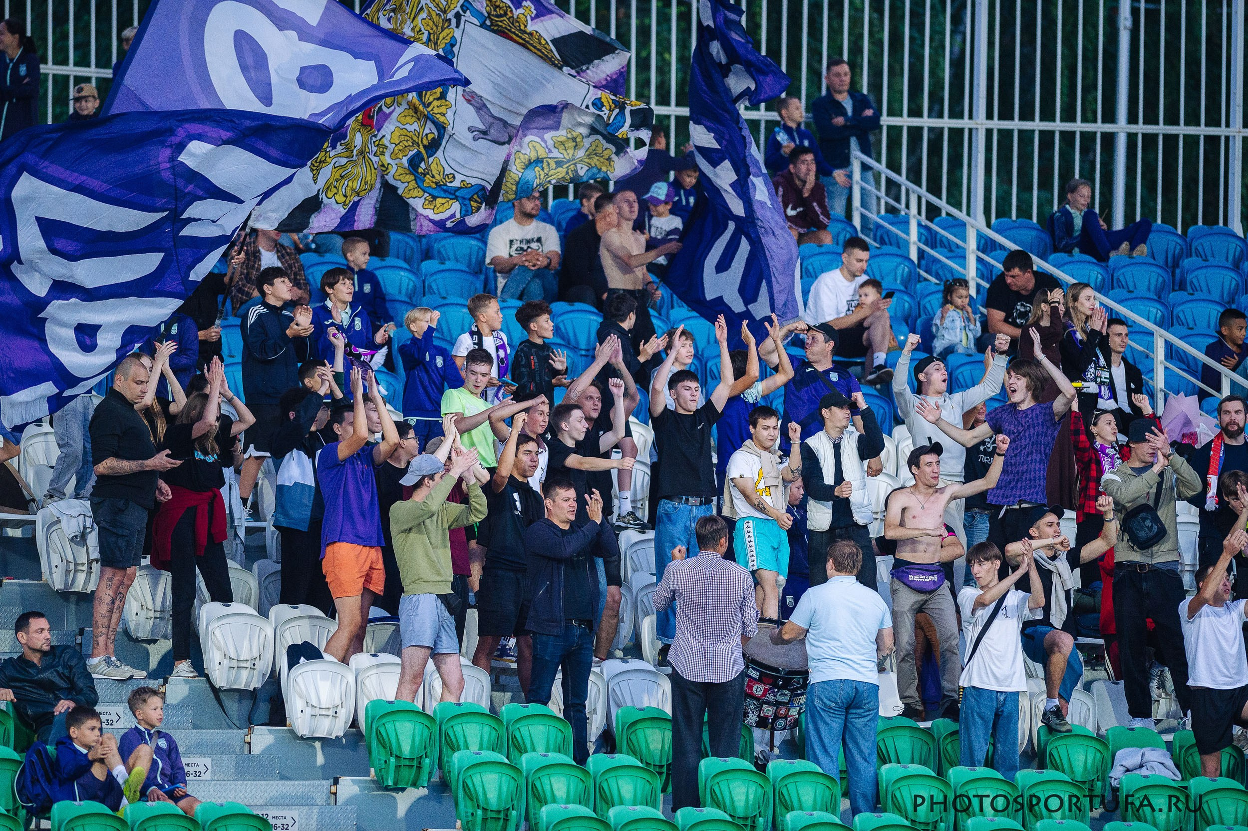 Россия — МЕЛБЕТ — Первая Лига. 4 -й тур «ФК УФА» — ФК «Тюмень». Спортивный фотограф в Уфе Евгений Буров