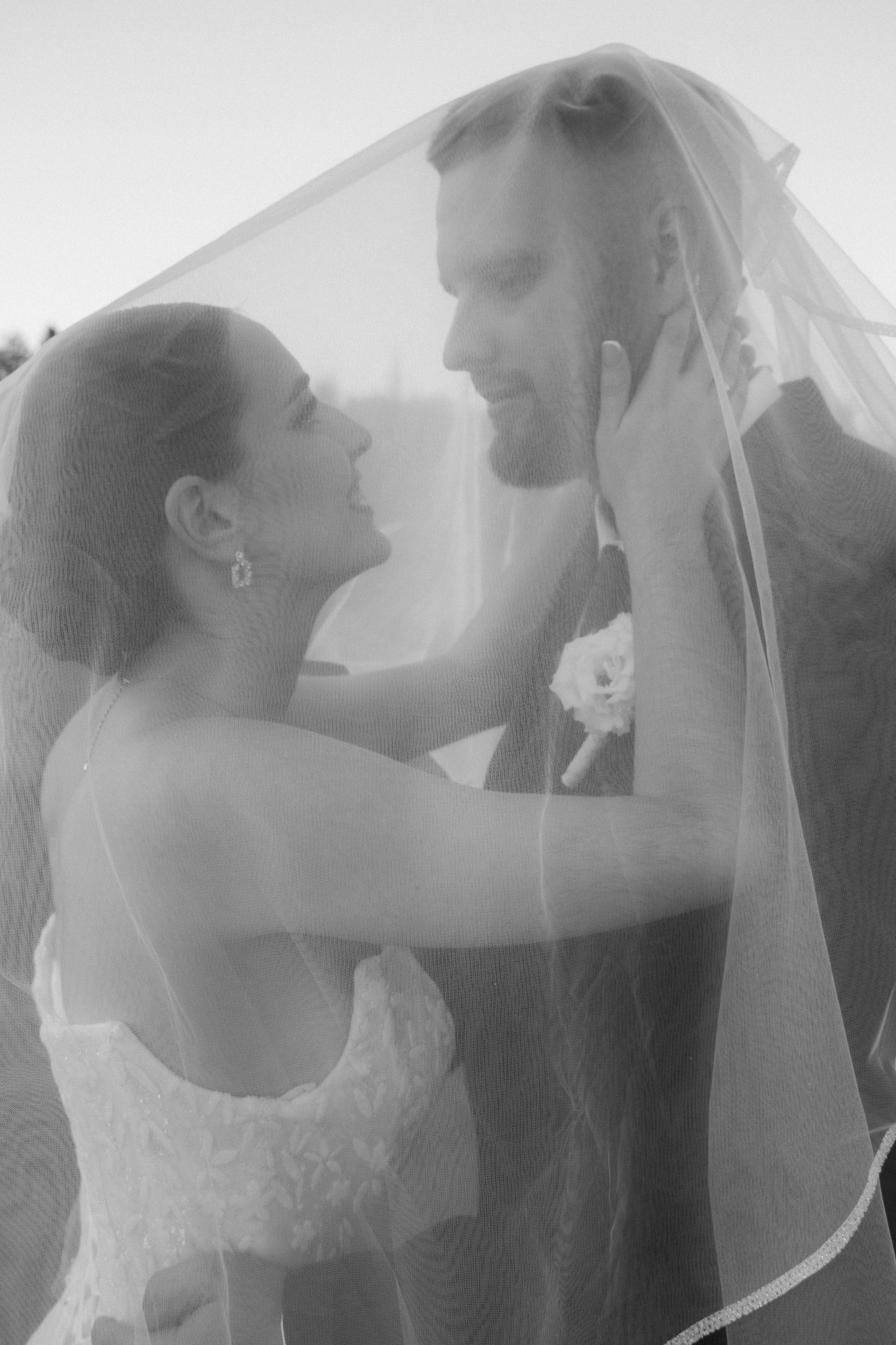 Выездная церемонию в гольф-клубе Сорочаны. Свадебный фотограф Кирилл Шустров