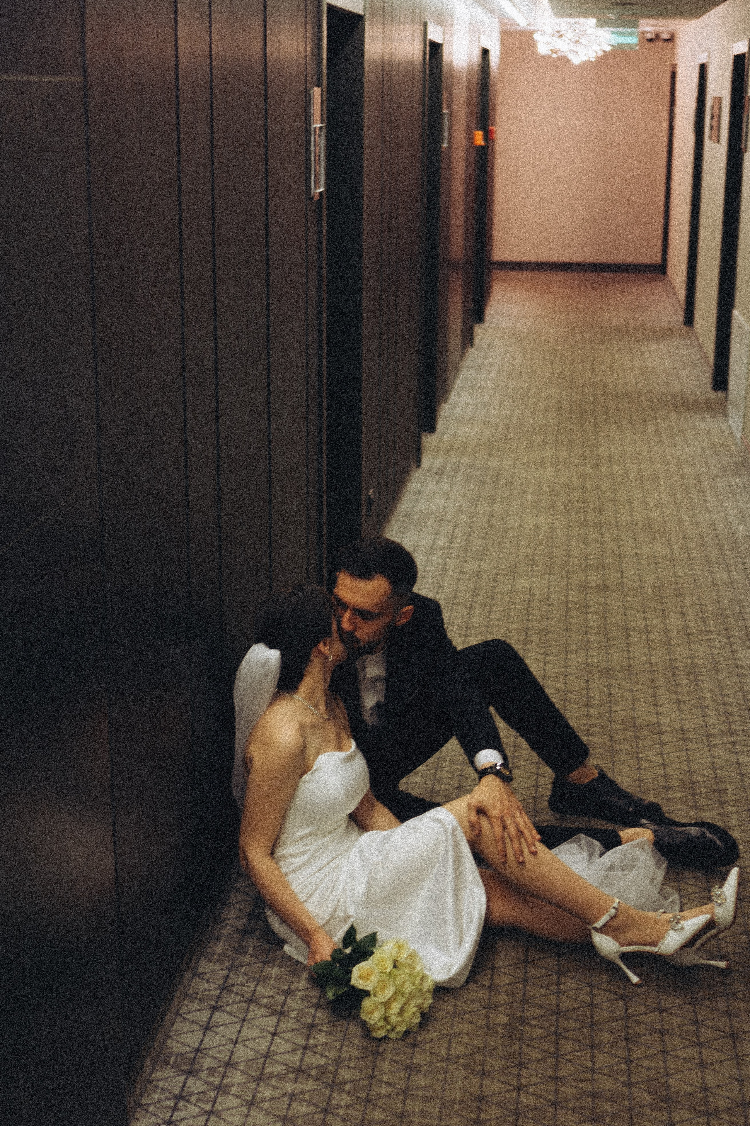 СВАДЕБНАЯ СЬЕМКА СБОРОВ ЖЕНИХА И НЕВЕСТЫ В ОТЕЛЕ И ТАКЖЕ ФОТОСЕССИИЯ В ОТЕЛЕЕ МЕГАПОЛИС БРЯНСК. Профессиональный фотограф, Санкт-Петербург — Виктория Богомолова