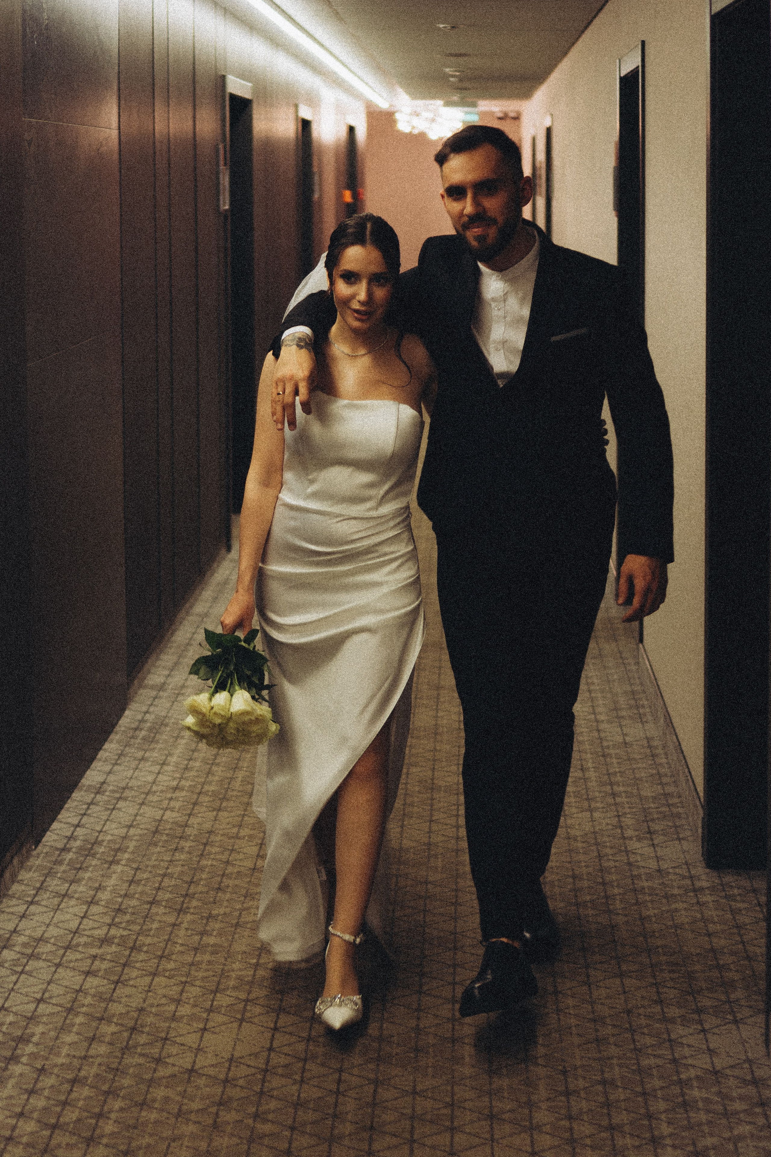 СВАДЕБНАЯ СЬЕМКА СБОРОВ ЖЕНИХА И НЕВЕСТЫ В ОТЕЛЕ И ТАКЖЕ ФОТОСЕССИИЯ В ОТЕЛЕЕ МЕГАПОЛИС БРЯНСК. Профессиональный фотограф, Санкт-Петербург — Виктория Богомолова