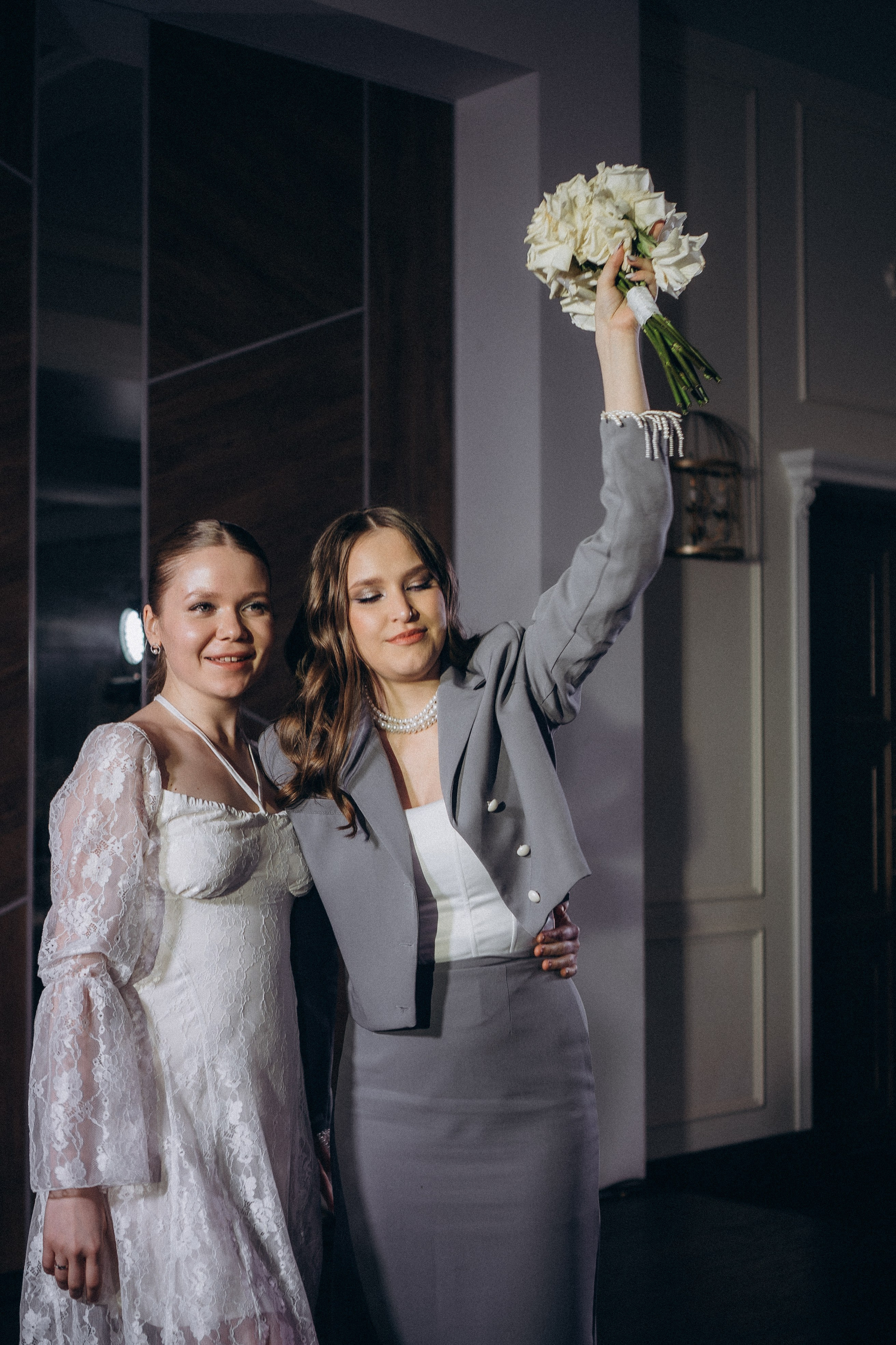 СВАДЕБНАЯ СЬЕМКА СБОРОВ В ОТЕЛЕ И ВЫЕЗД НА ЦЕРЕМОНИЮ (СНЯТО В СИБИРЕ В НИЖНЕВАРТОВСКЕ). Профессиональный фотограф, Санкт-Петербург — Виктория Богомолова