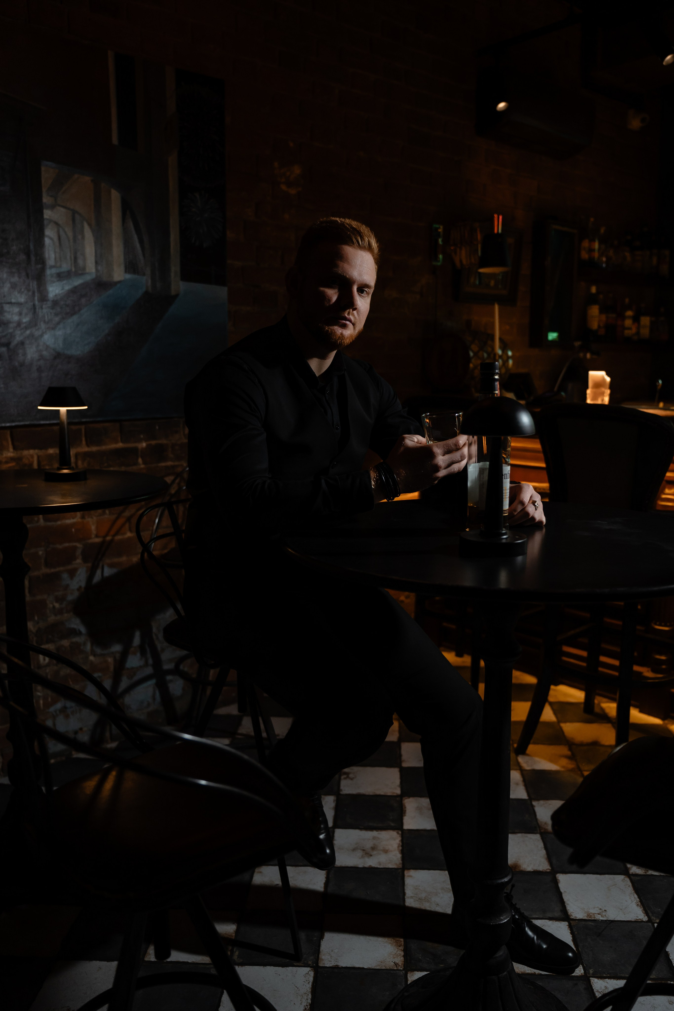 Бар Посольство_Евгений и Алена. Свадебный и семейный фотограф в Самаре Салахова Гулина