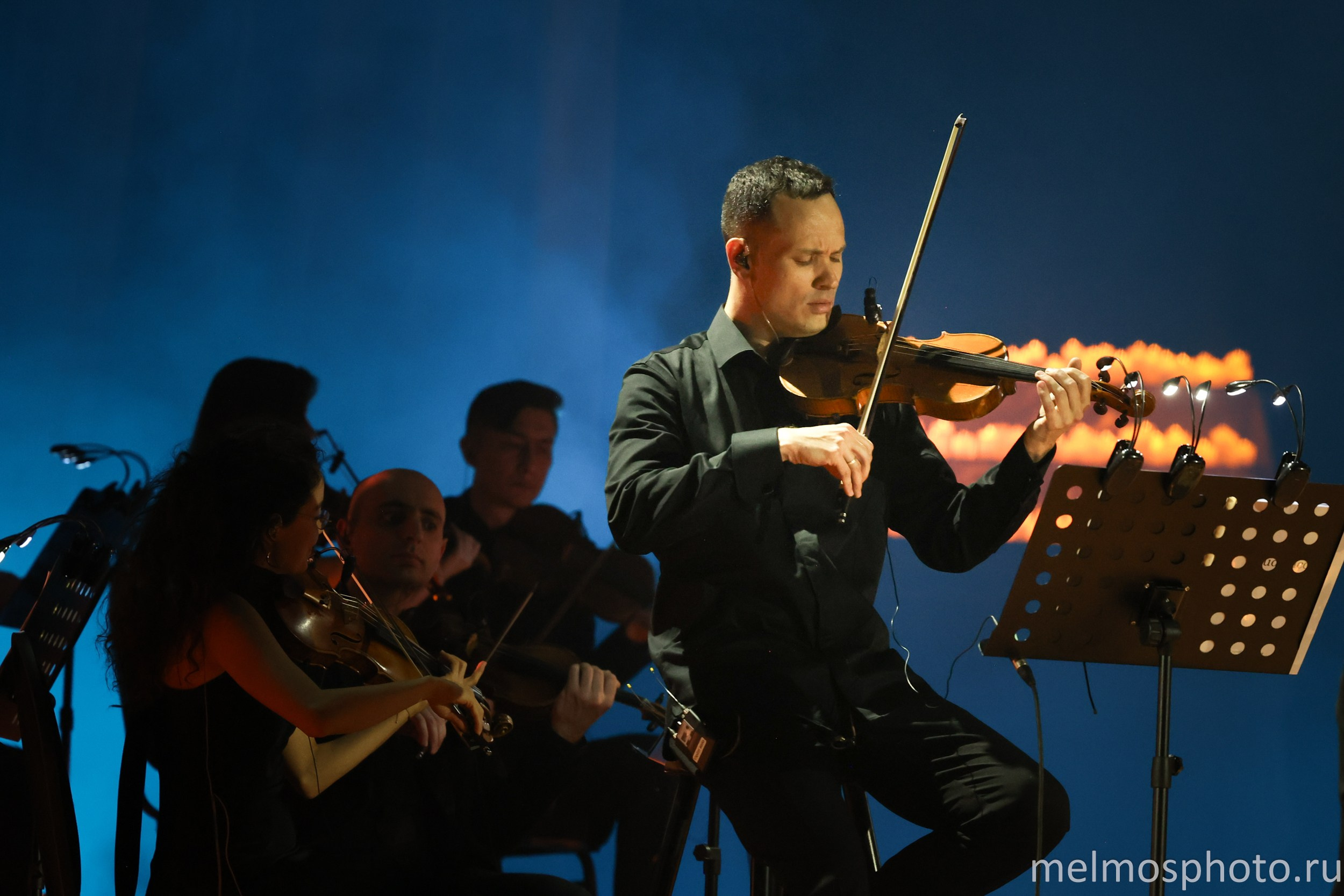 Experience I Imperial Orchestra «Шоу саундреков.Людовико Эйнауди.». Reportage, architectural, fine art photographer Lena Melnikova in Moscow