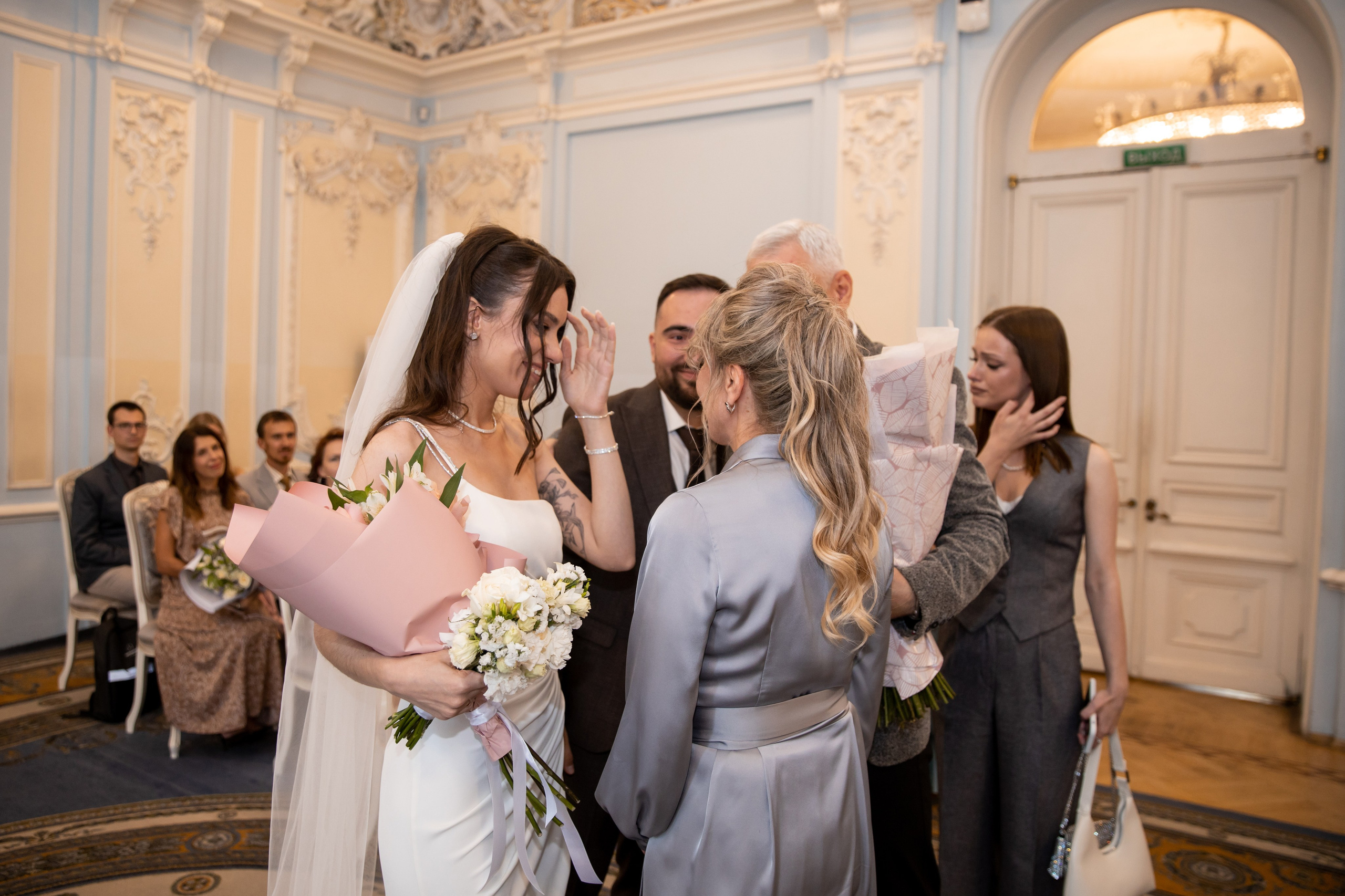 Анна и Александр / Прогулка + ЗАГС. Свадебный и семейный фотограф в Москве Диана Левченко