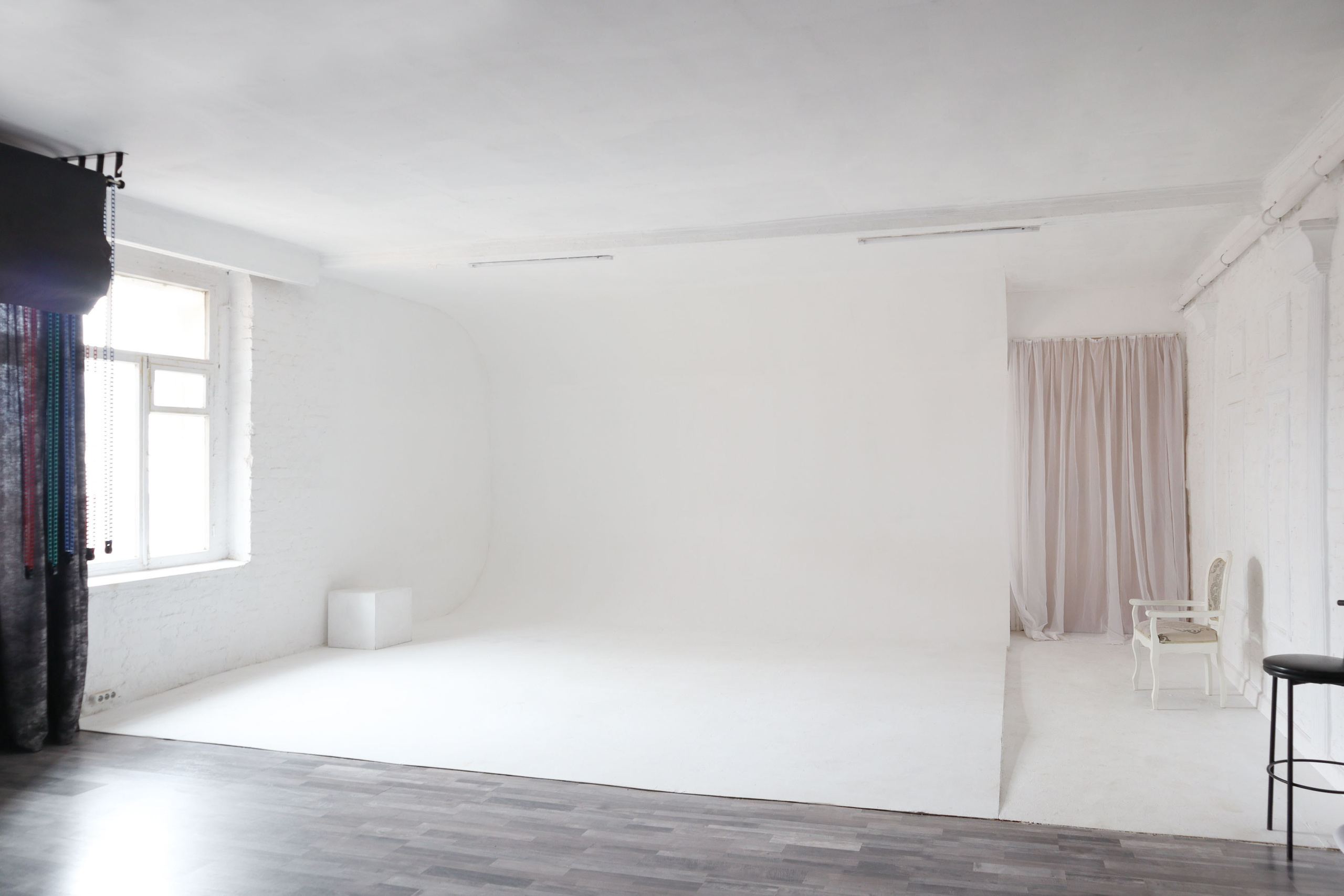 Зал «Модерн». Фотостудия в Рыбинске Destination Studio