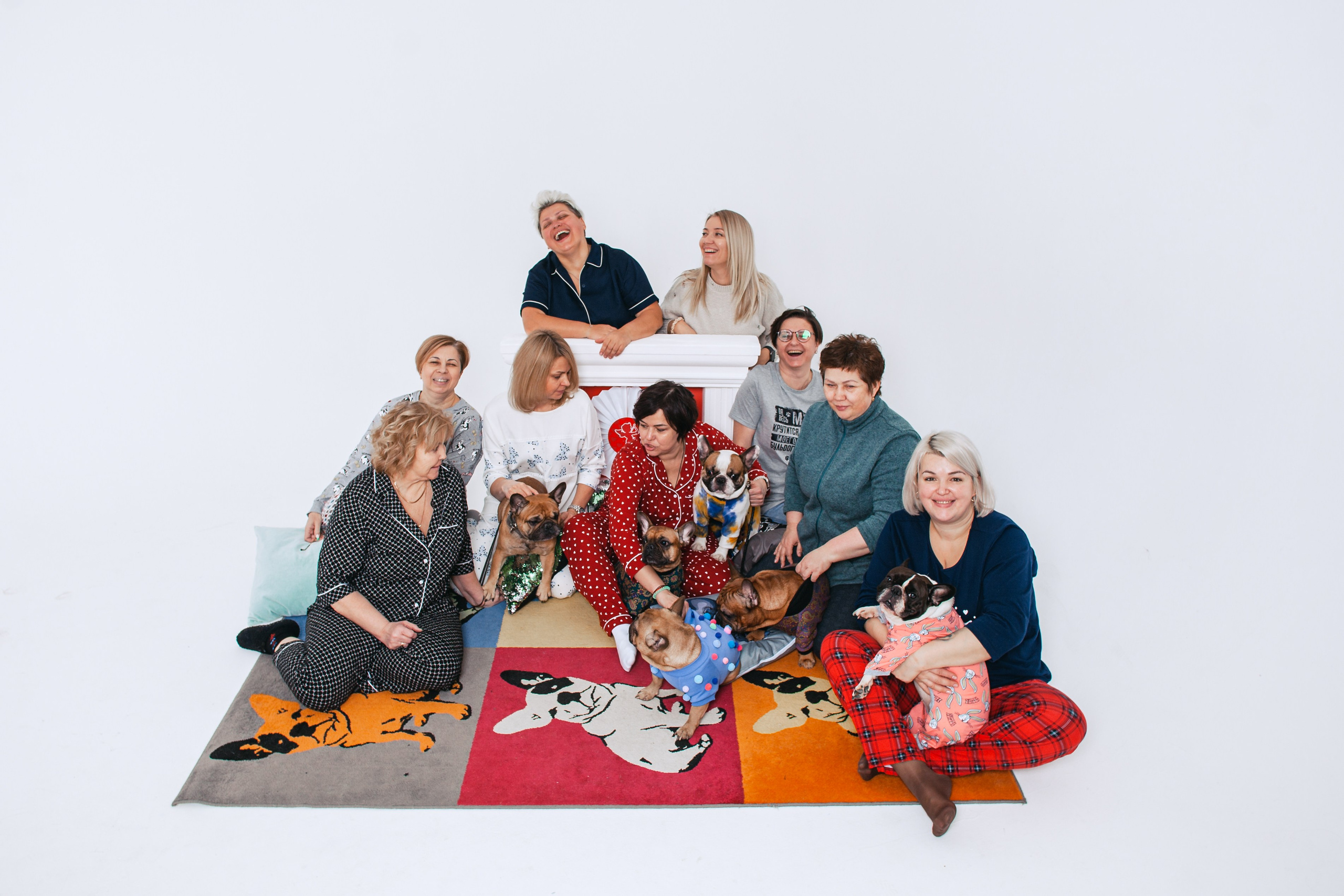 Пижамная вечеринка французских бульдогов и их хозяев. Фотограф-анималист Татьяна Степанова