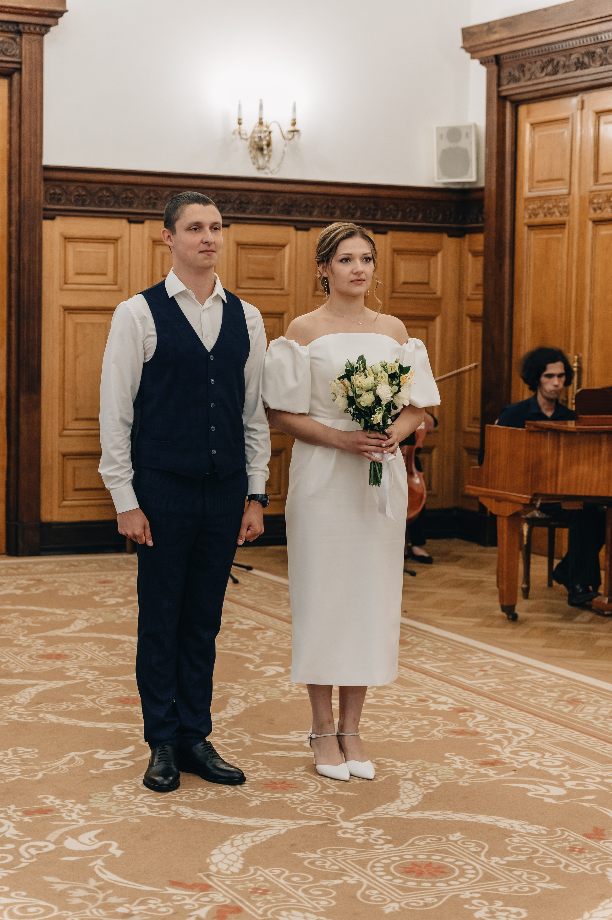 Свадебная фотосессия в Грибоедовском ЗАГСе. Портретный фотограф Москва Светлана Кашура