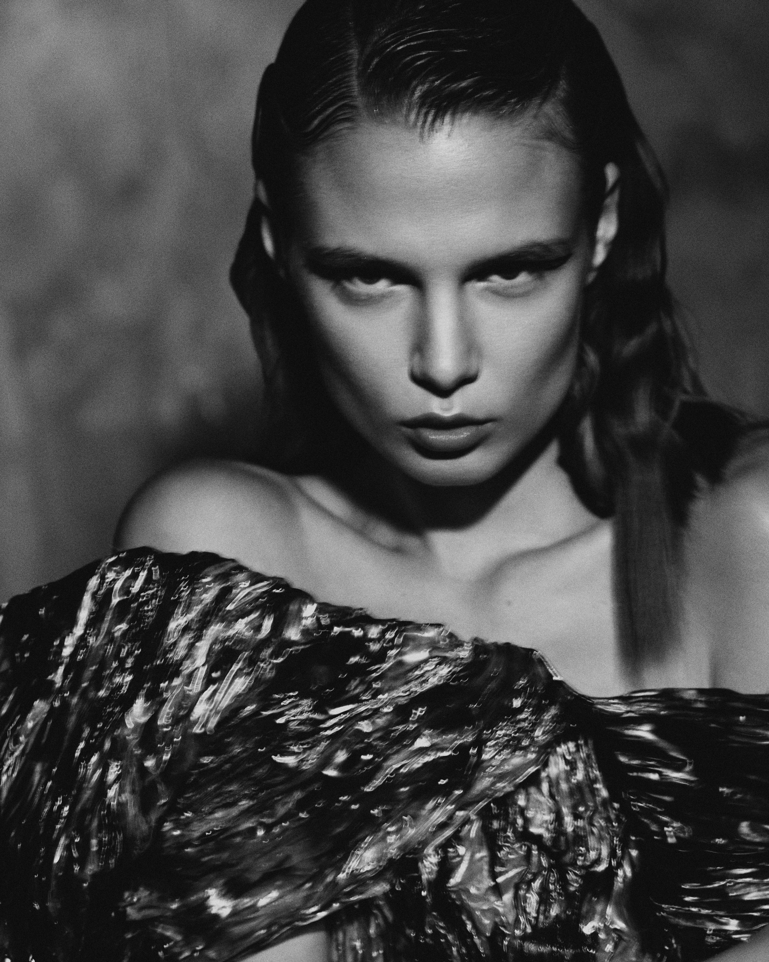 Deep waters. Фотограф в Москве. Каталог, лукбук, портреты