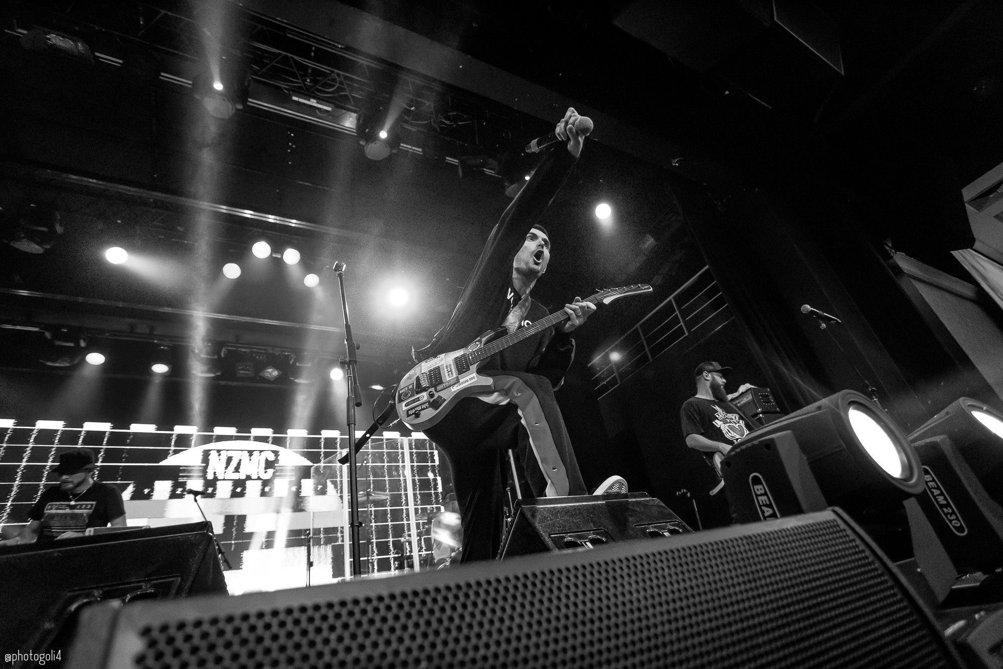 Концерт Noize MC. Хороший репортажный и промышленный фотограф в Казани Алексей Щелконогов