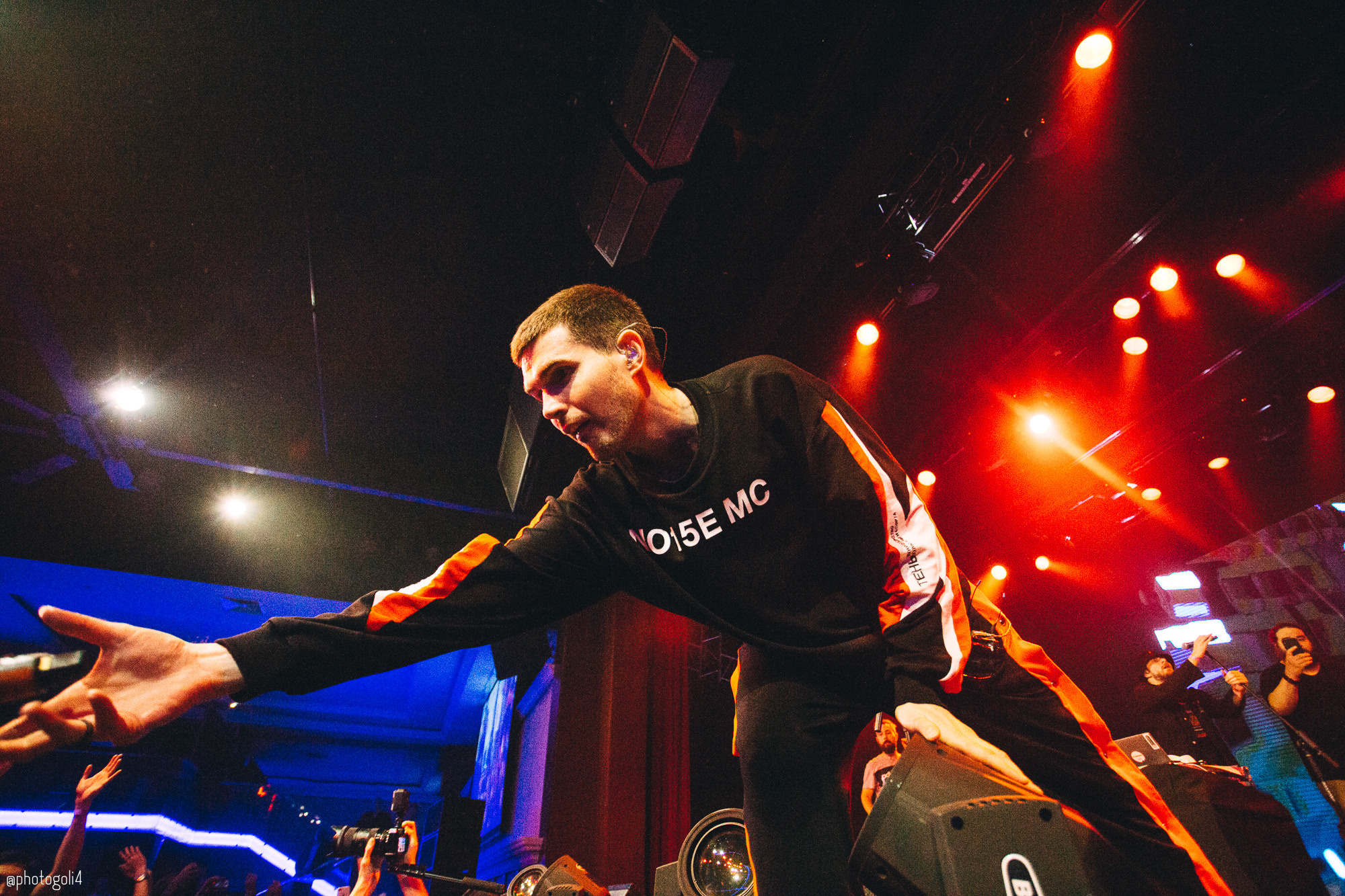 Концерт Noize MC. Хороший репортажный и промышленный фотограф в Казани Алексей Щелконогов