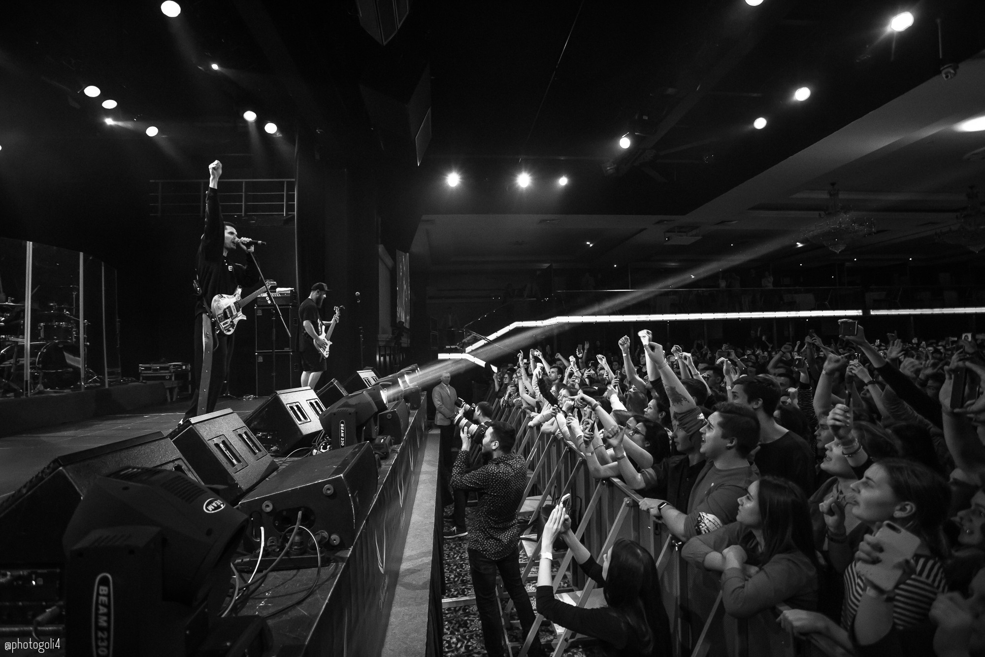 Концерт Noize MC. Хороший репортажный и промышленный фотограф в Казани Алексей Щелконогов