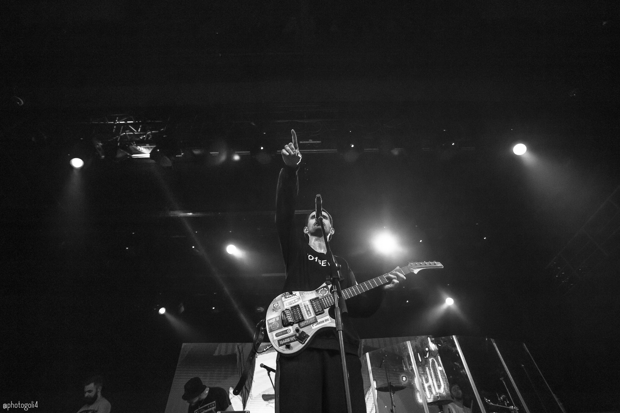 Концерт Noize MC. Хороший репортажный и промышленный фотограф в Казани Алексей Щелконогов