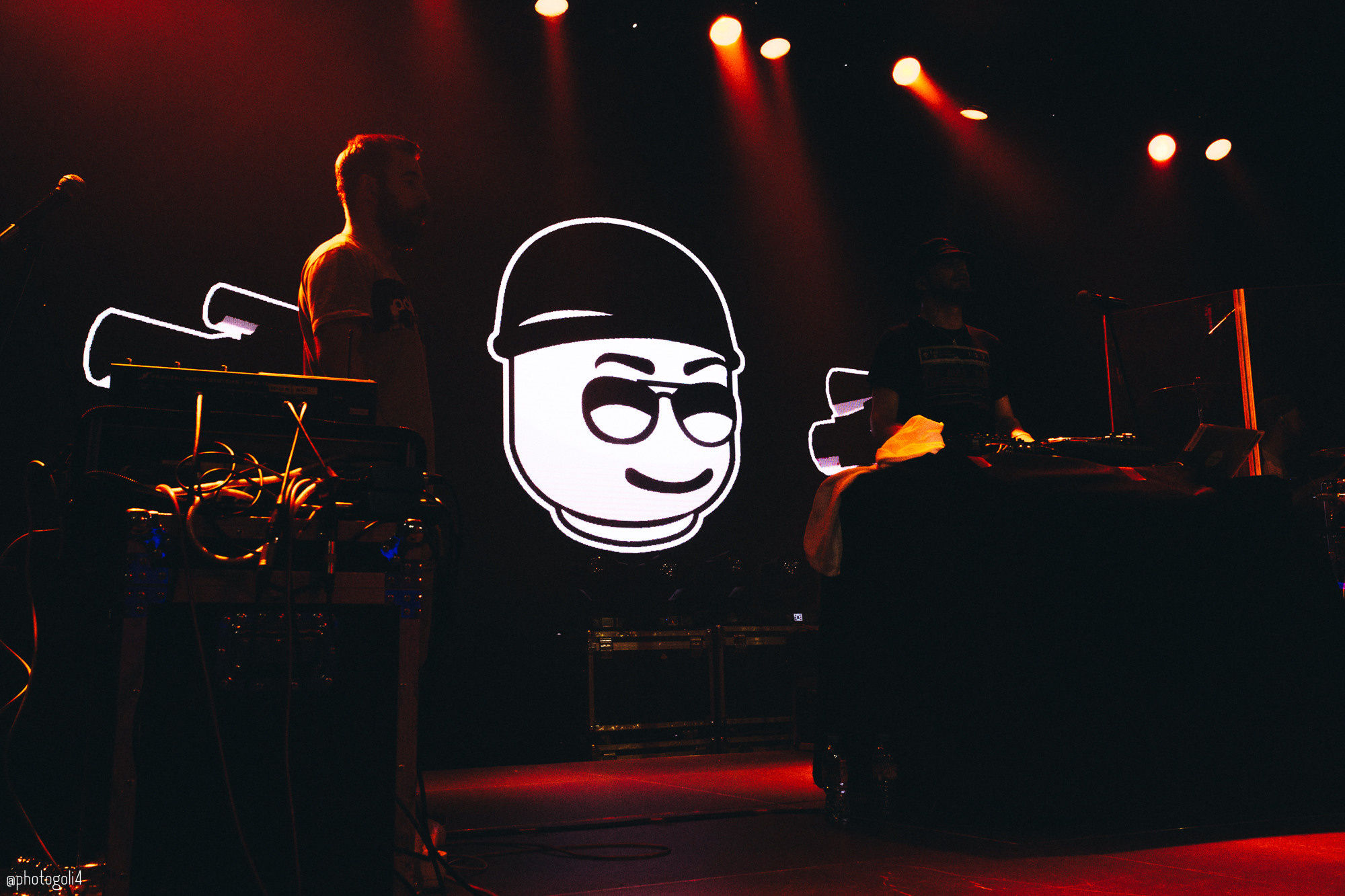 Концерт Noize MC. Хороший репортажный и промышленный фотограф в Казани Алексей Щелконогов