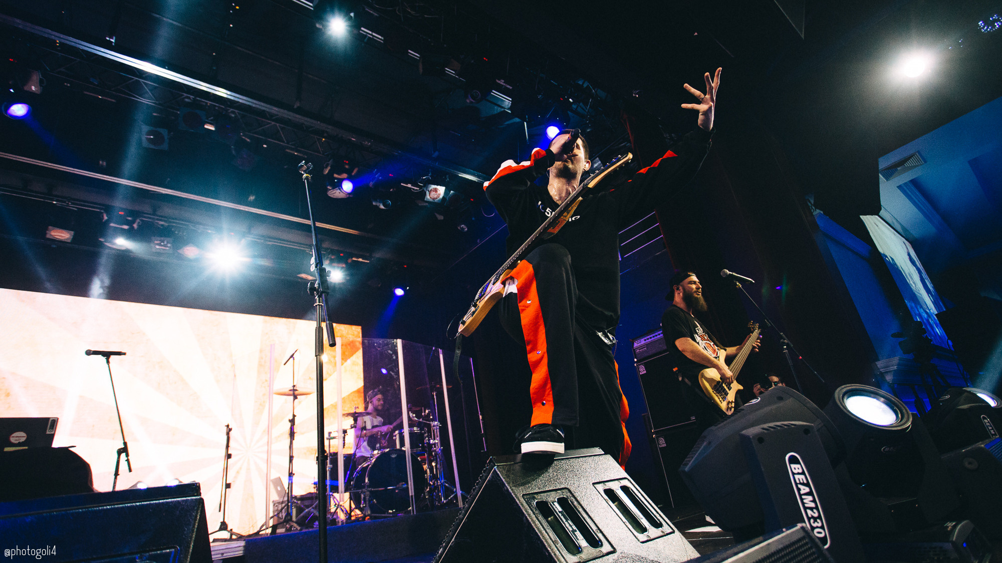 Концерт Noize MC. Хороший репортажный и промышленный фотограф в Казани Алексей Щелконогов