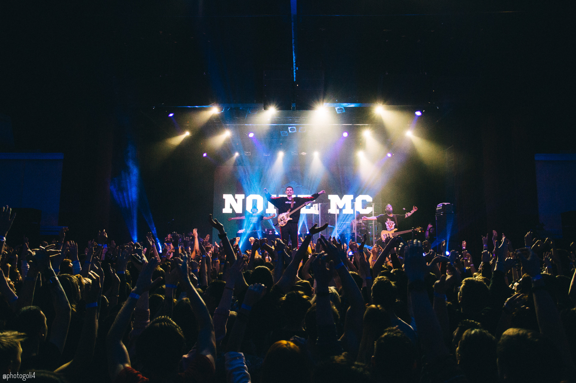 Концерт Noize MC. Хороший репортажный и промышленный фотограф в Казани Алексей Щелконогов