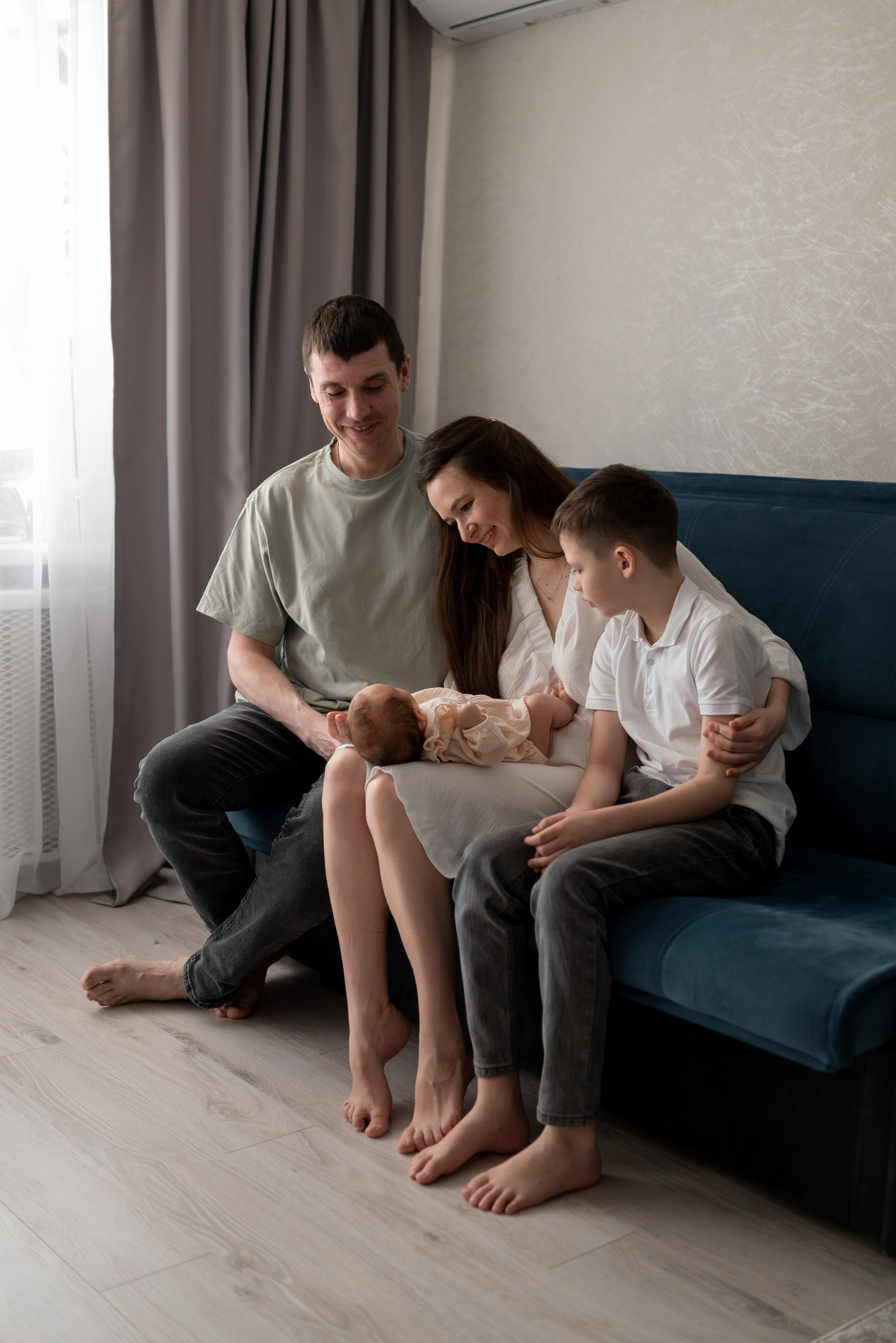 Вика Дима Никита и Полиночка. Семейный фотограф Ирина Сгибнева