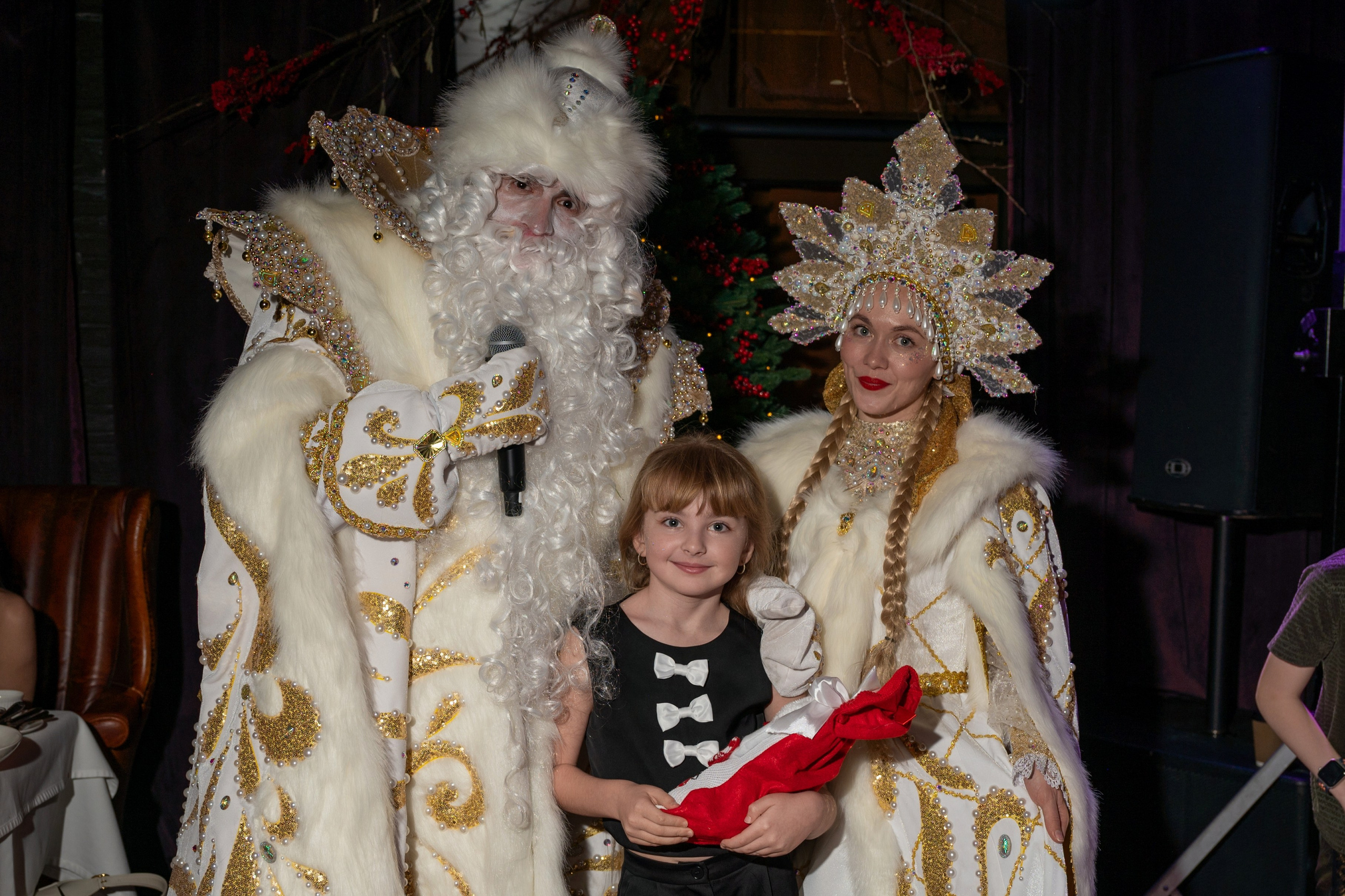 Новый год 2025 в ресторане Red Fox. Репортажный фотограф в Красной Поляне и Сочи Павлюченко Екатерина