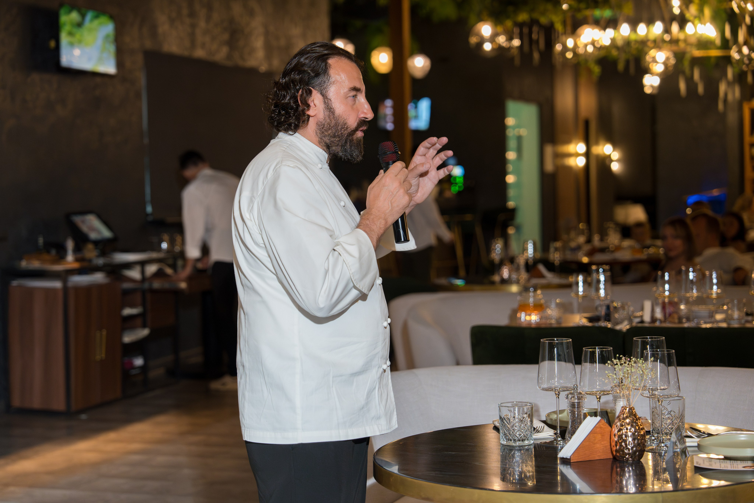 Гастрономический ужин «Лесная Италия» с Мирко Дзаго в ресторане RiverSide. Репортажный фотограф в Красной Поляне и Сочи Павлюченко Екатерина