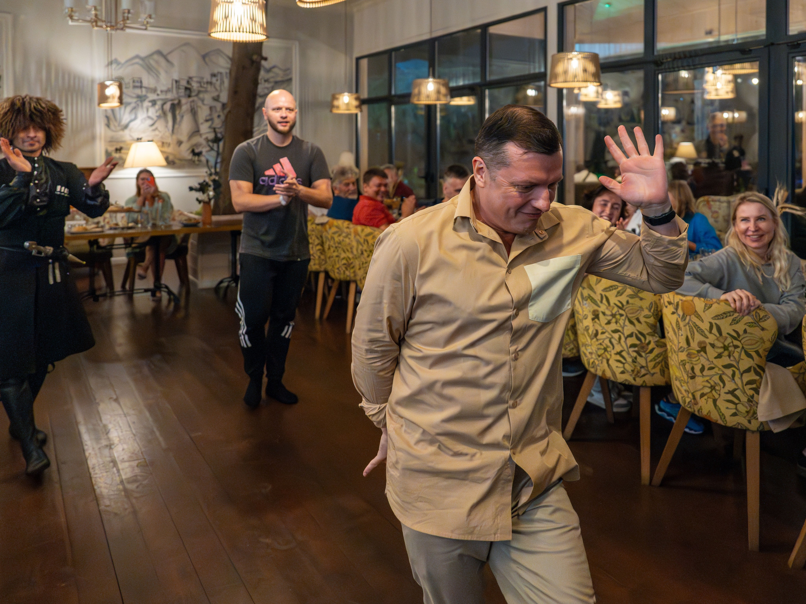 MICE мероприятие для компании Р-фарм. Репортажный фотограф в Красной Поляне и Сочи Павлюченко Екатерина