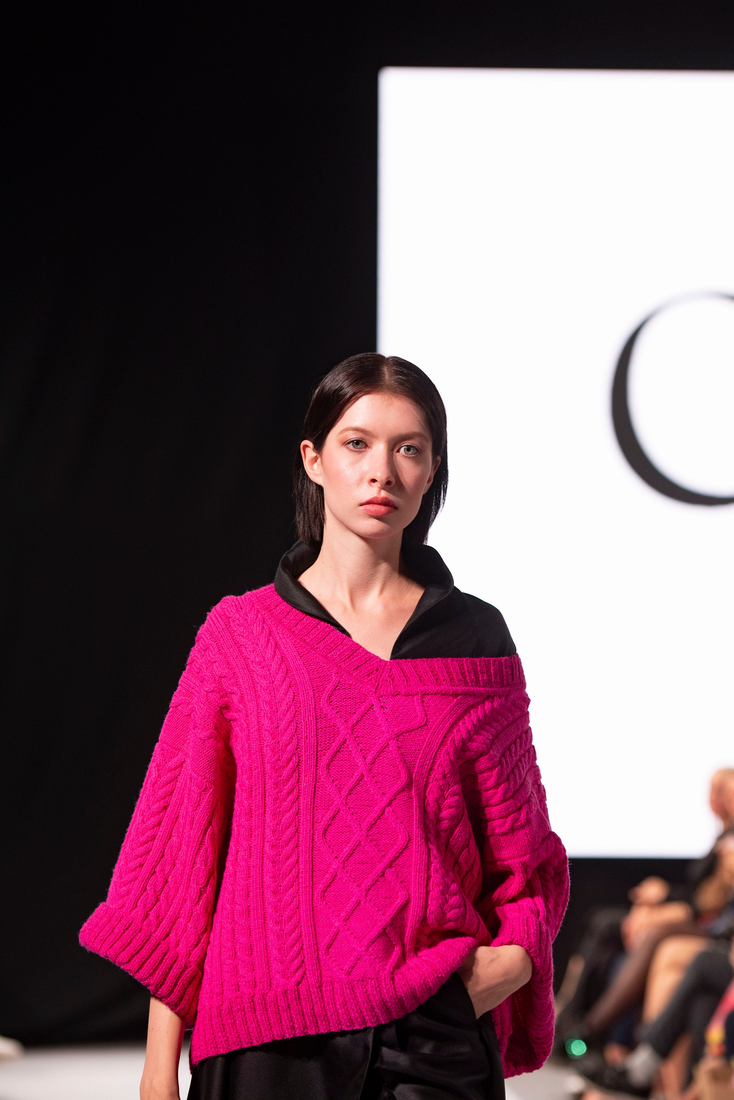 Фотограф на модельный показ. Свадебный, семейный, фэшн фотограф, школьный фотограф в Сочи