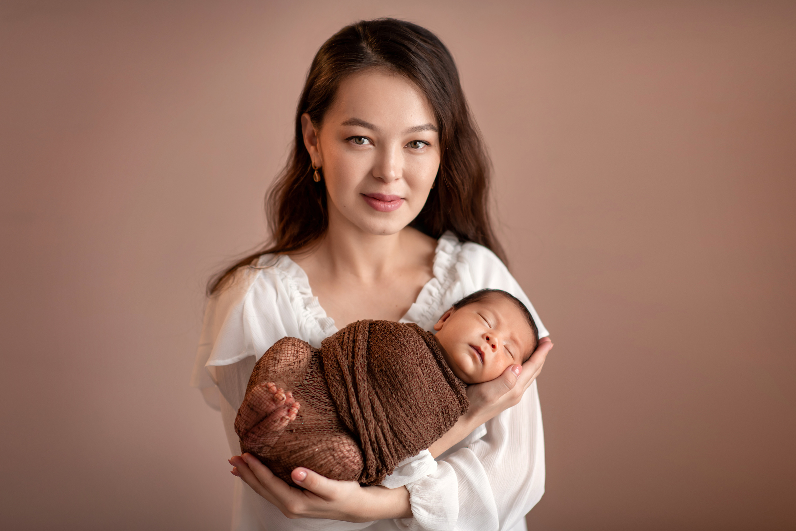 Newborn. Творческая команда Ульяшевы, свадебная и семейная фотография. Кахахста