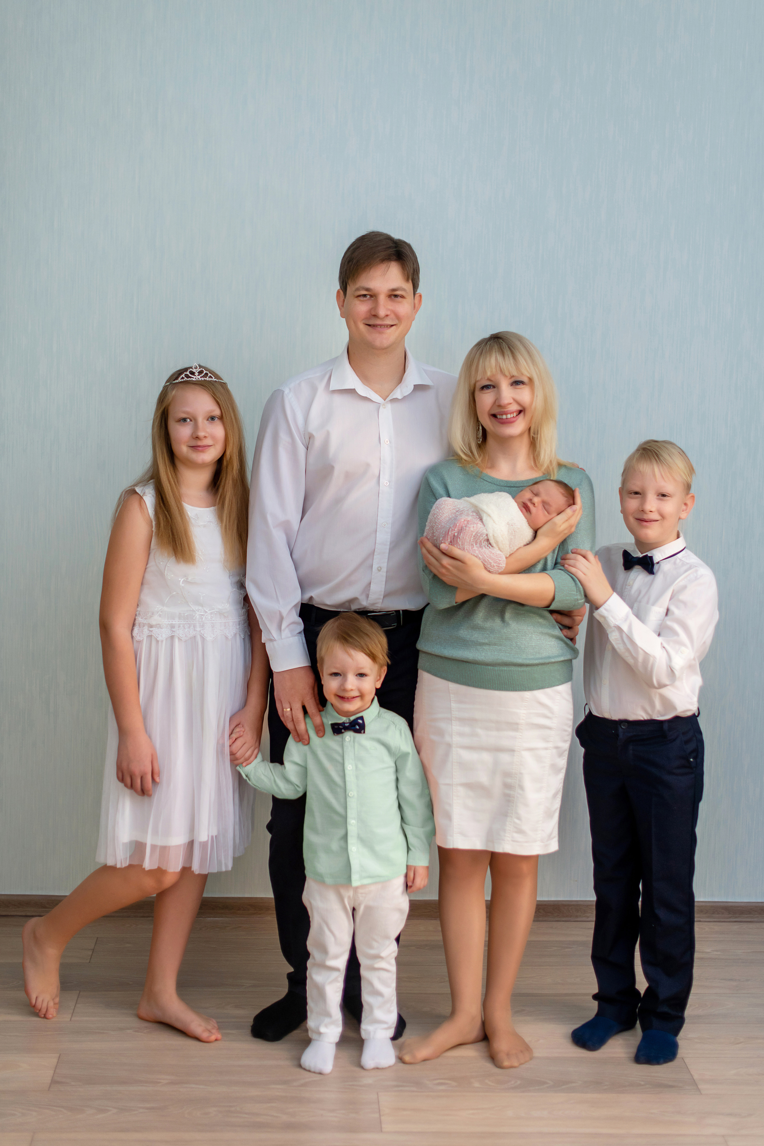 Newborn. Творческая команда Ульяшевы, свадебная и семейная фотография. Кахахста