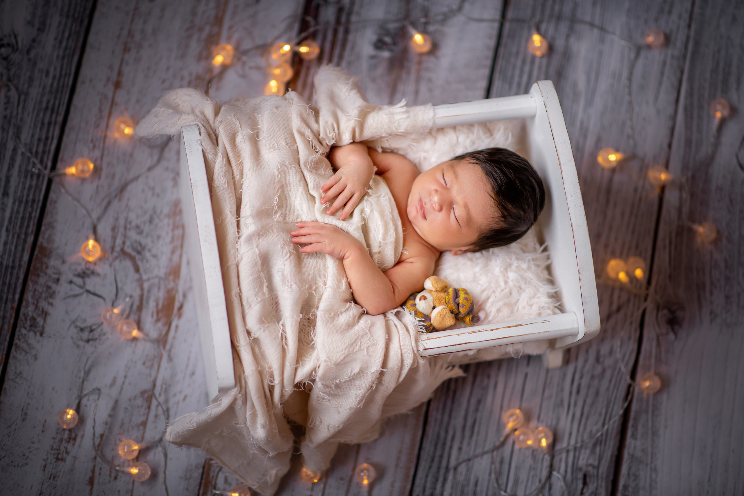 Newborn. Творческая команда Ульяшевы, свадебная и семейная фотография. Кахахста