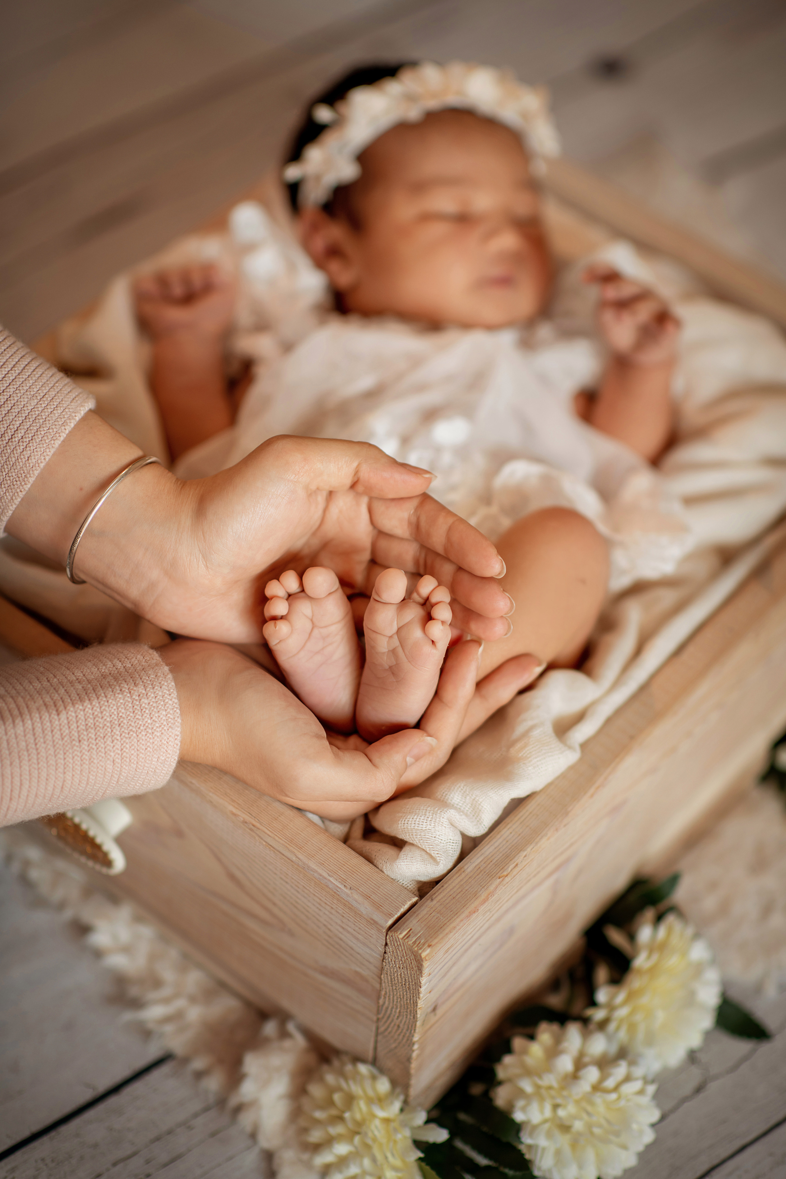 Newborn. Творческая команда Ульяшевы, свадебная и семейная фотография. Кахахста