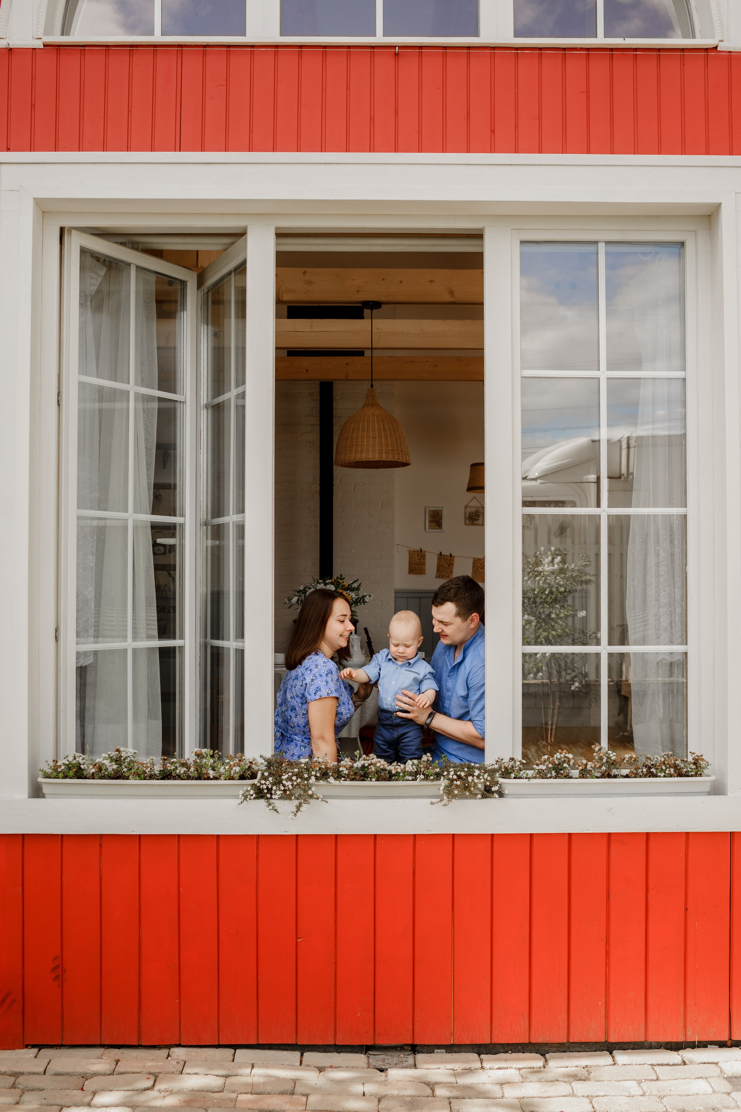 Семейная фотосессия в загородном доме. Свадебный фотограф Кирилл Белый