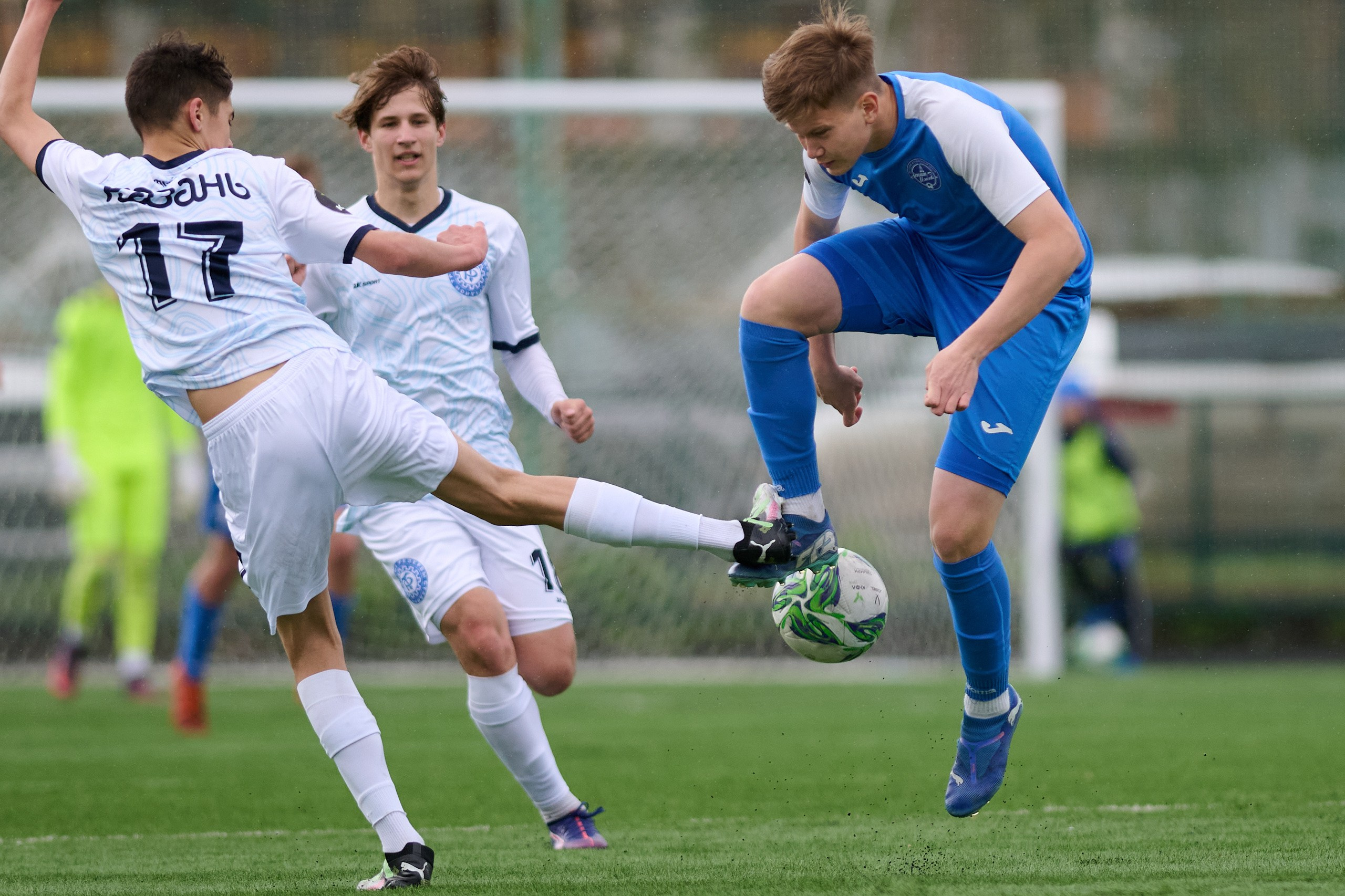 2 тур ЮФЛ Приволжье 2025. «Зенит-Ижевск» — «Трудовые резервы». Спортивный репортажный фотограф в Ижевске Сергей Мерзляков