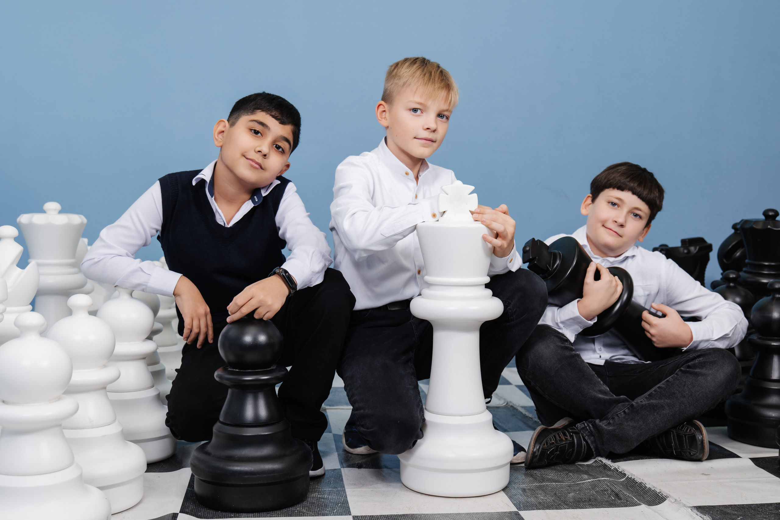 Групповые и общие фотографии. Оживающие выпускные альбомы в Москве и Московской области