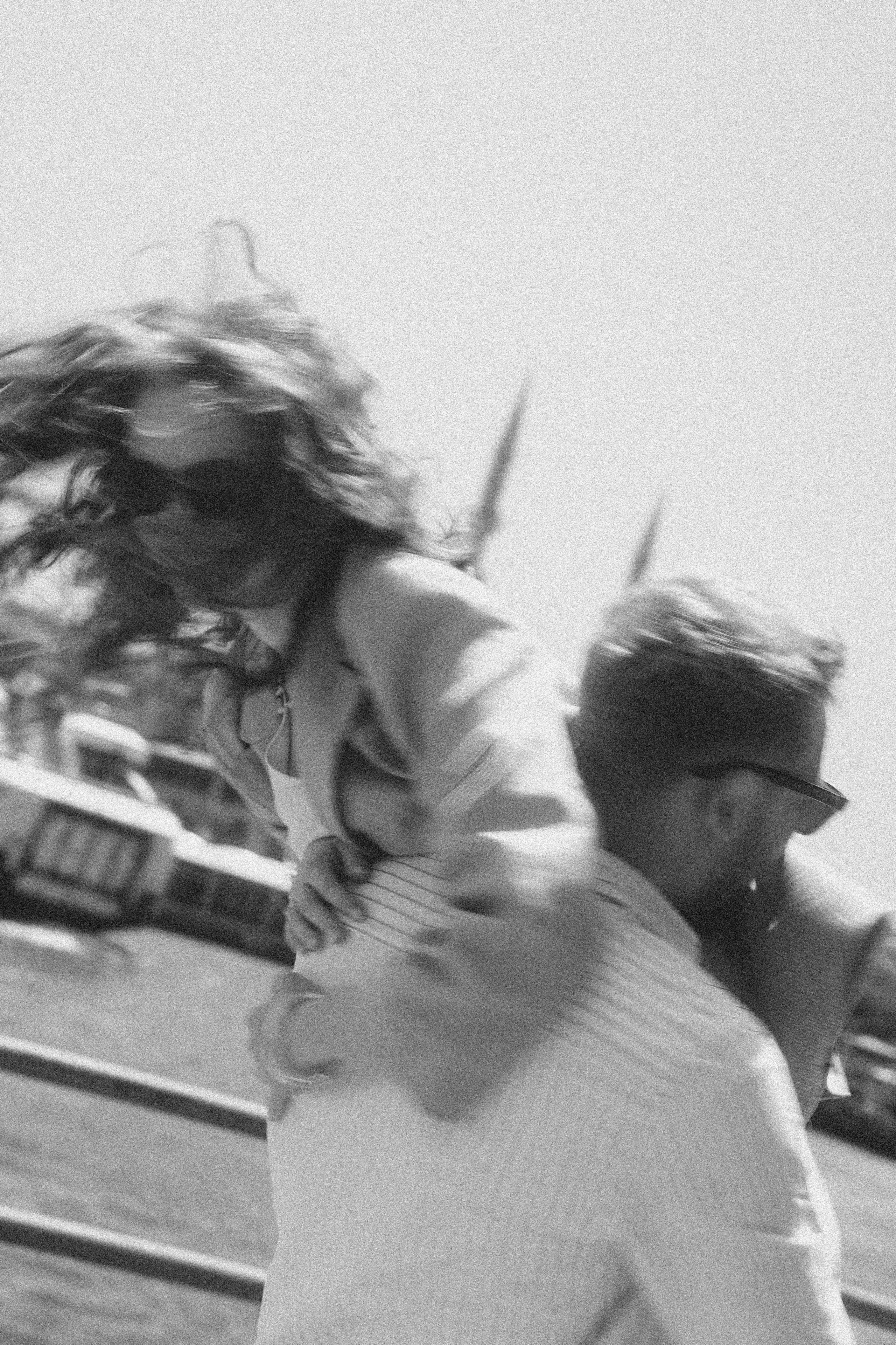 Прогулка Ани и Паши. About